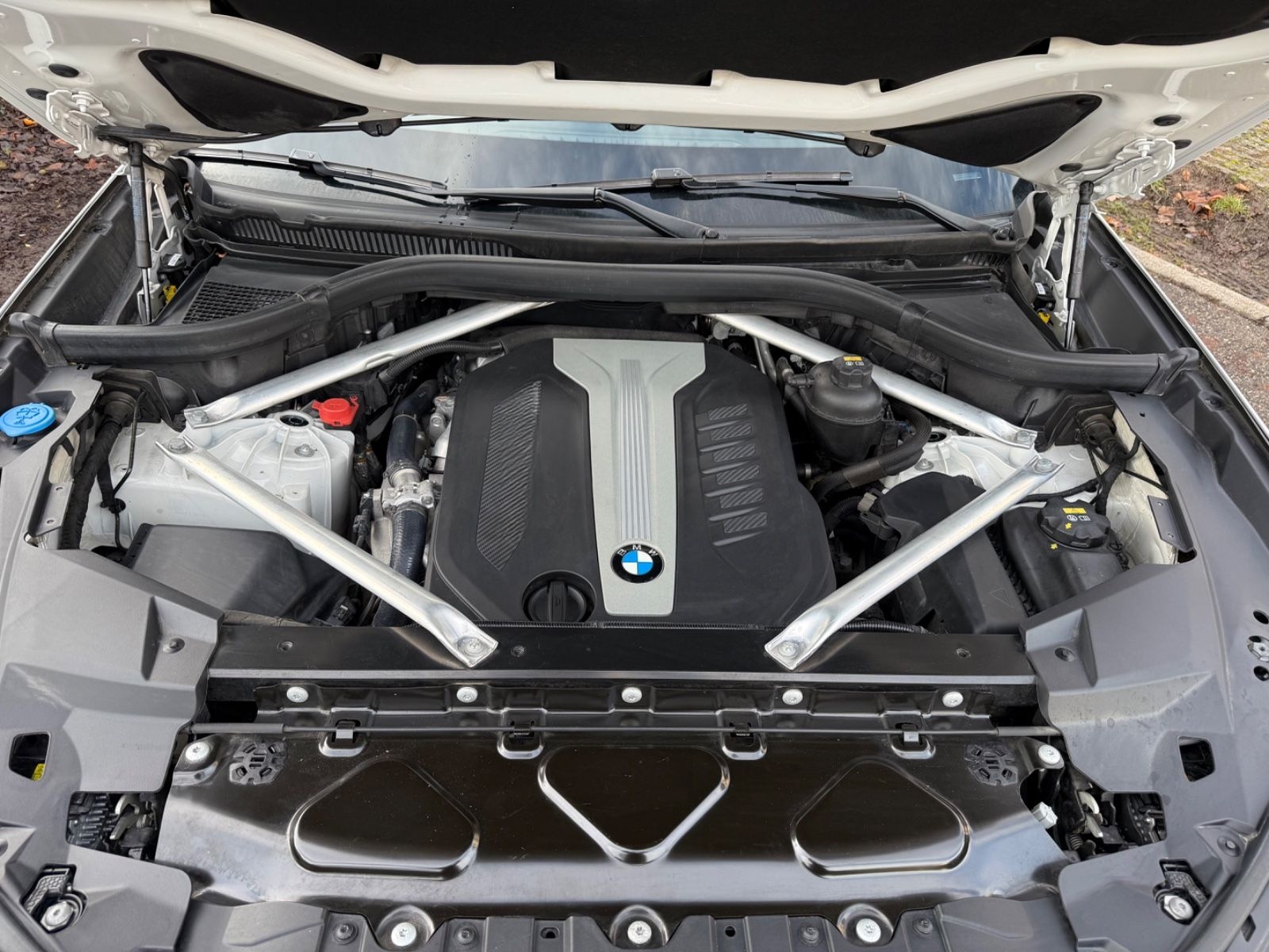 BMW X5 M50 Pano Luftfederung Laser HUD foto 25