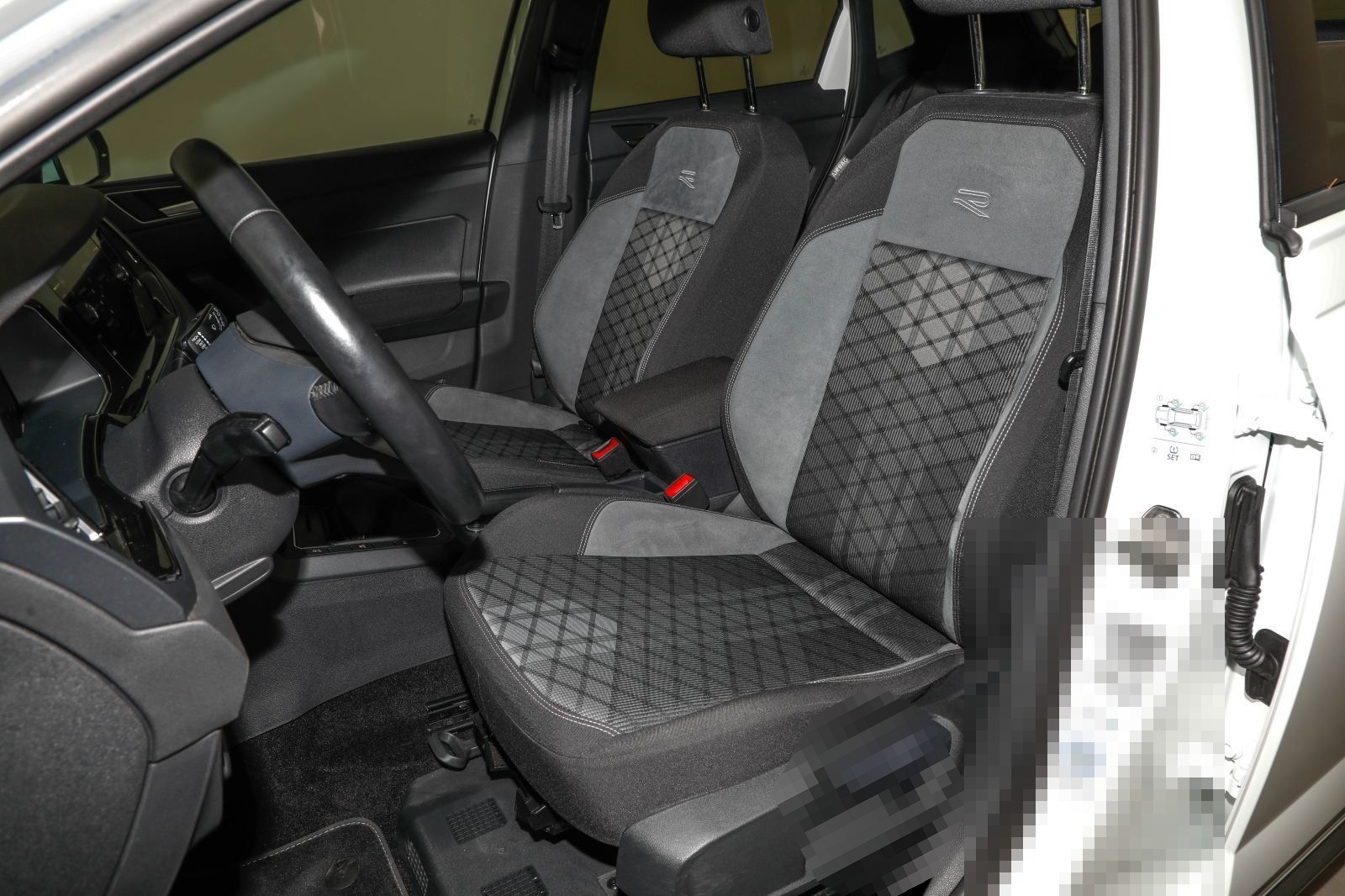 Volkswagen Polo 1.0 TSI R-Line BEATS Kam. ACC SHZ Matrix foto 17