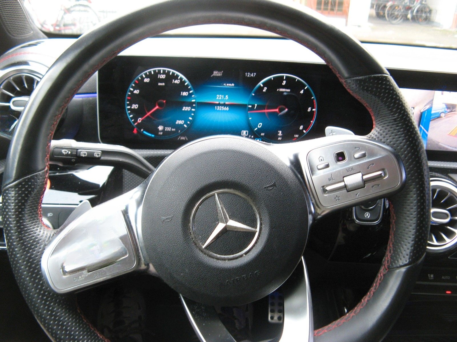 Mercedes-Benz CLA SB 200 d AMG Leder dig-display LED foto 11