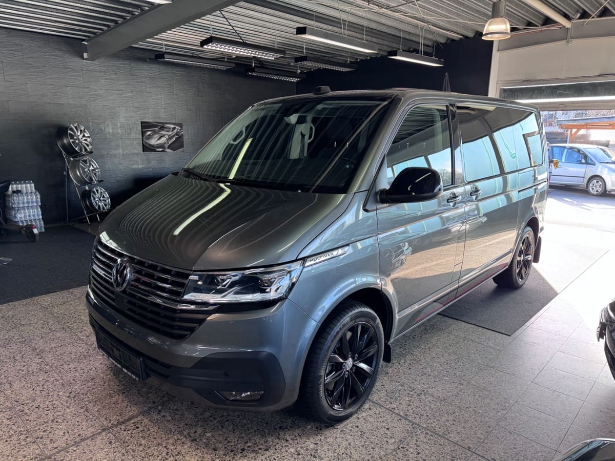 Volkswagen T6 Multivan EDITION AHK ACC KAMERA DIGI TACHO