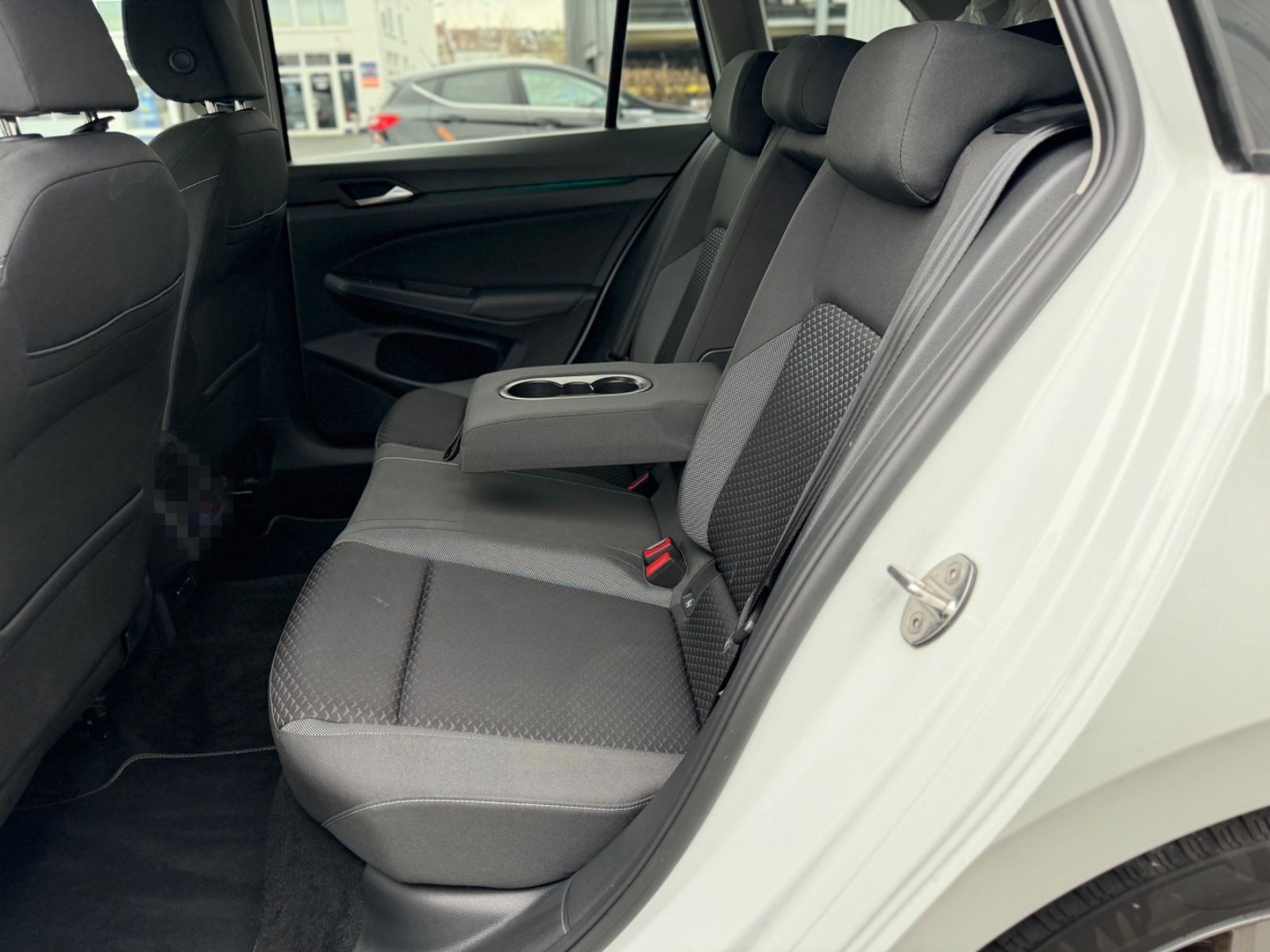 Volkswagen Golf VIII Variant DSG LED AHK DAB+ Ambili CarPla foto 12