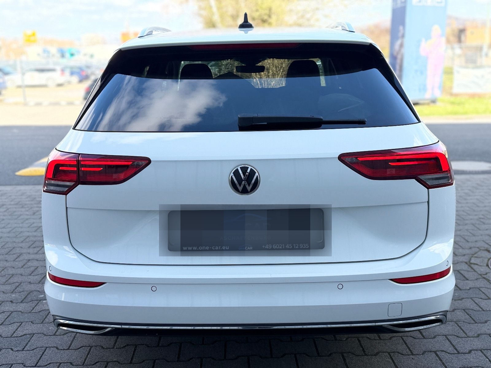 Volkswagen Golf VIII Variant DSG LED AHK DAB+ Ambili CarPla foto 8