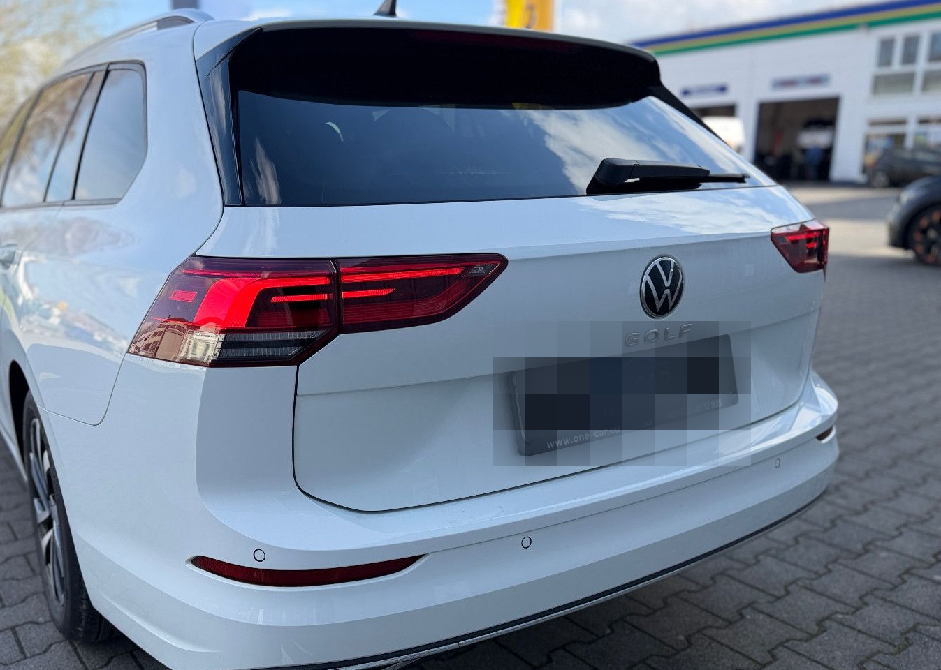 Volkswagen Golf VIII Variant DSG LED AHK DAB+ Ambili CarPla foto 9
