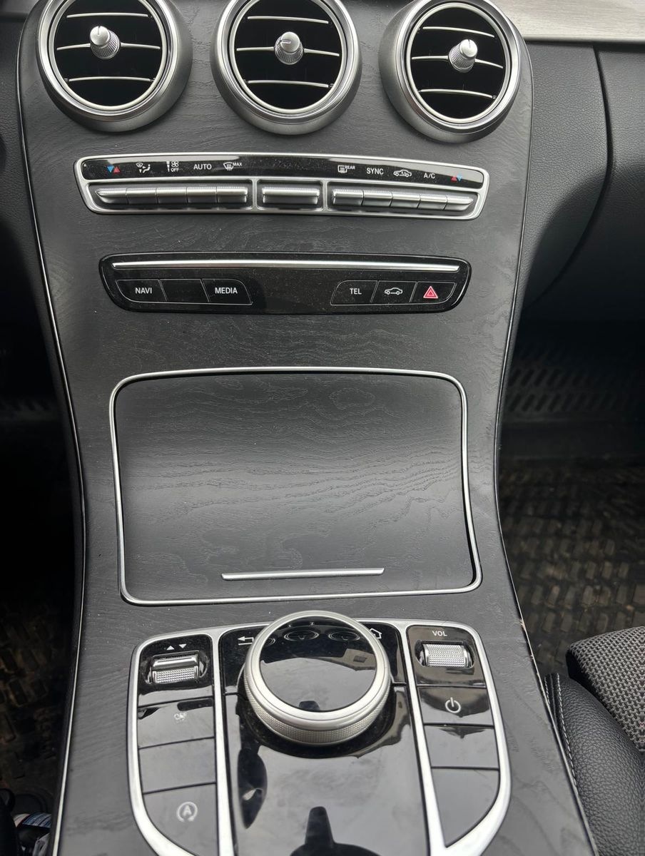Mercedes-Benz C 200 T Autom. - foto 5