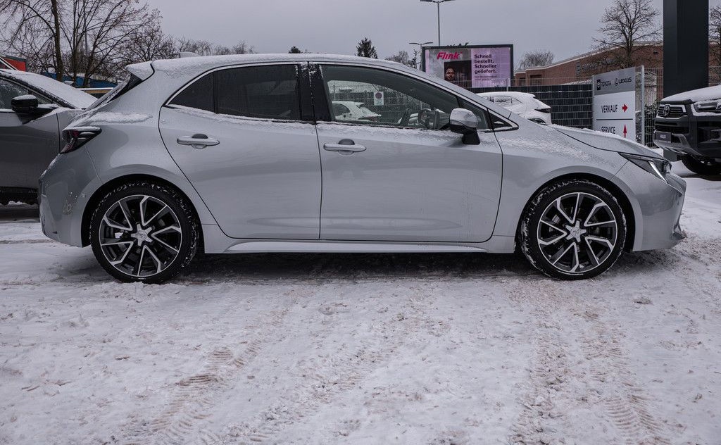 Toyota Corolla 2.0 Hybrid Lounge LEDER NAVI ACC HUD LED foto 4