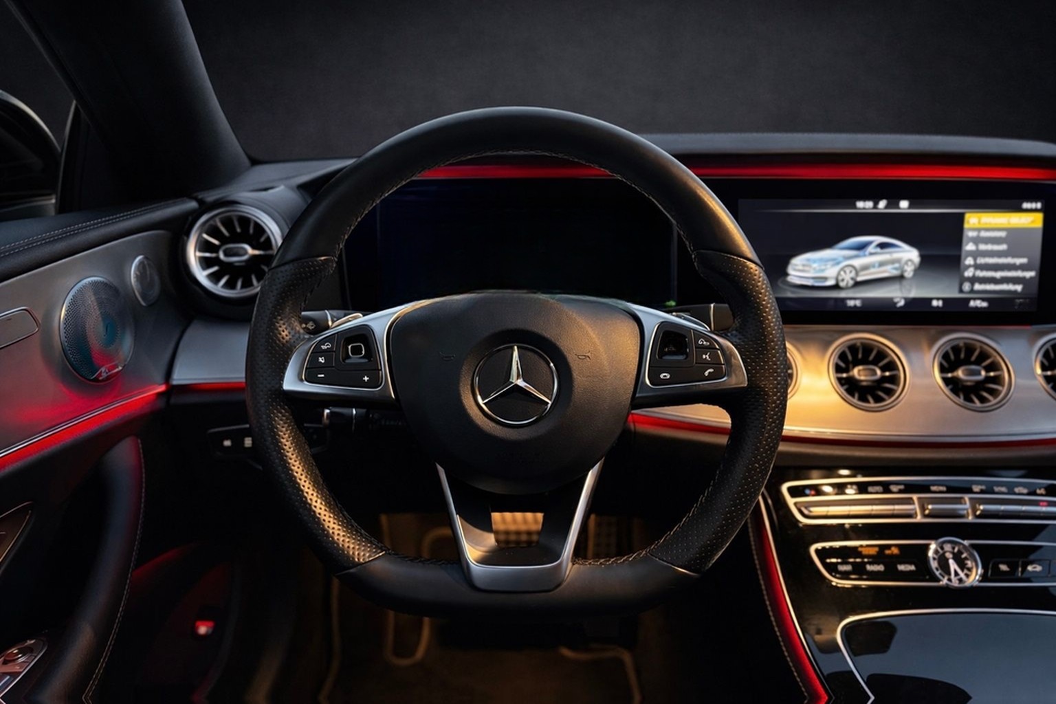 Mercedes-Benz E220 d Coupe AMG*Burmester*Widescreen*360K.*LED* foto 11