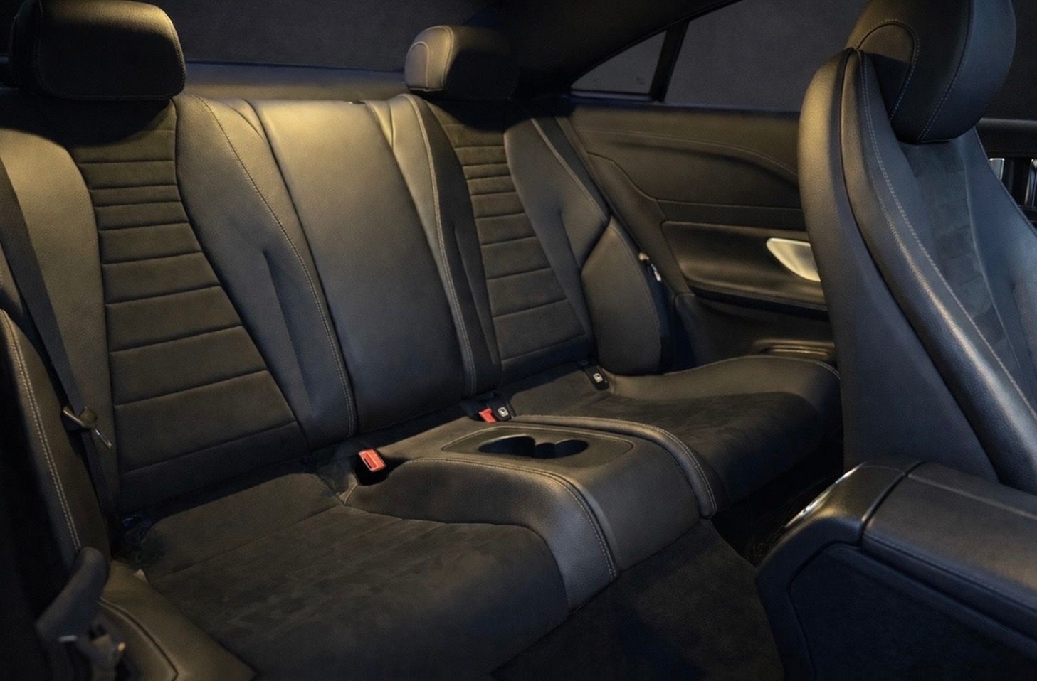 Mercedes-Benz E220 d Coupe AMG*Burmester*Widescreen*360K.*LED* foto 21