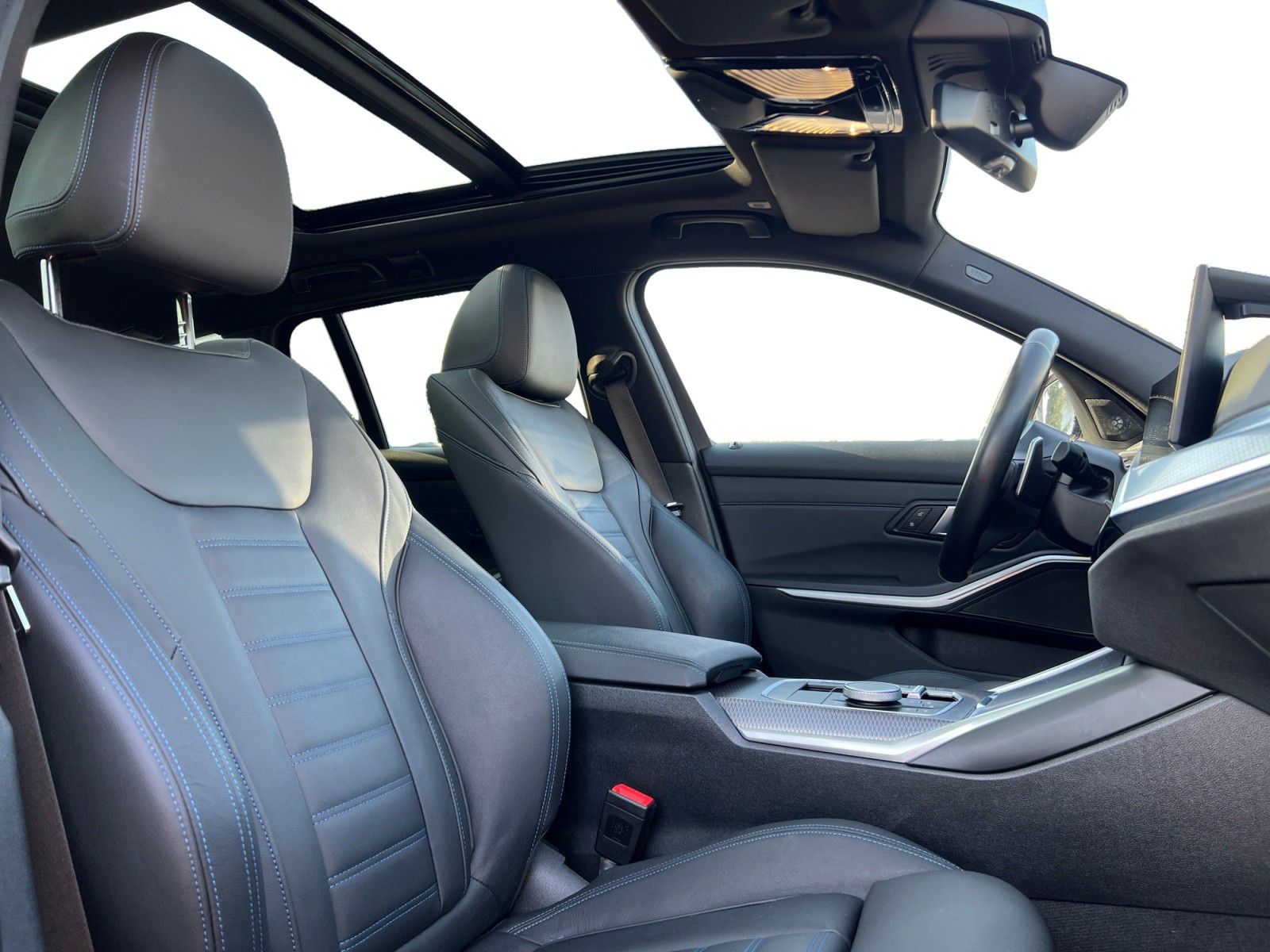 BMW 320d xDrive M Sport AHK/MMRY/STNDHZNG/PANO/HUD foto 11