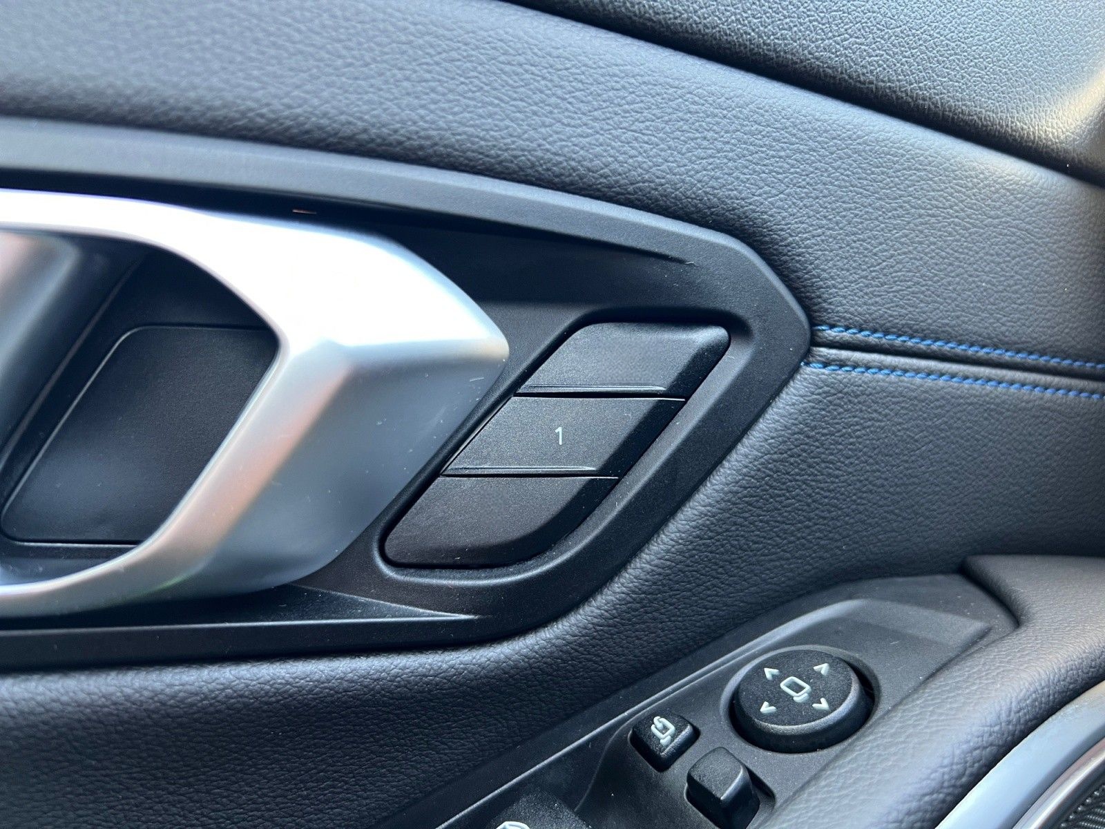 BMW 320d xDrive M Sport AHK/MMRY/STNDHZNG/PANO/HUD foto 13