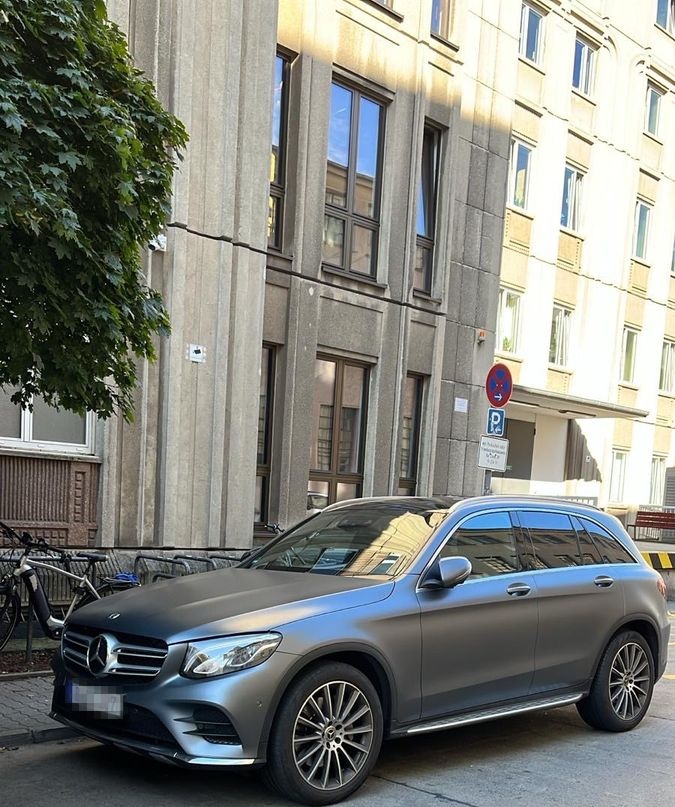 Mercedes-Benz GLC 350 d 4MATIC | designo magno Matt | AMG  foto 2