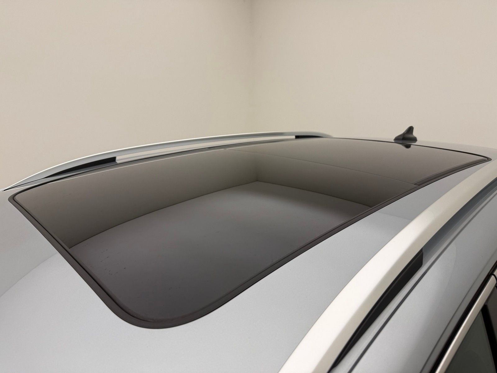 Volkswagen Tiguan 1.5 eHybrid DSG Elegance DarkAHK20PanoEA8 foto 14