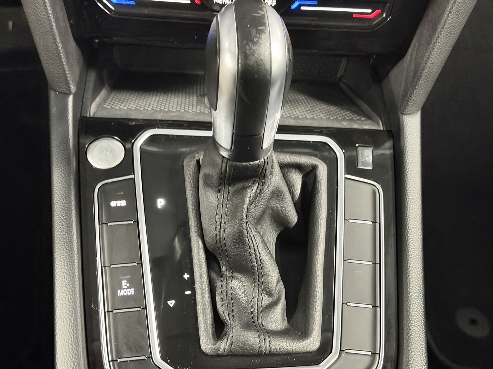 Volkswagen Passat Variant 1.4 TSI Plug-In-Hybrid DSG GTE foto 17
