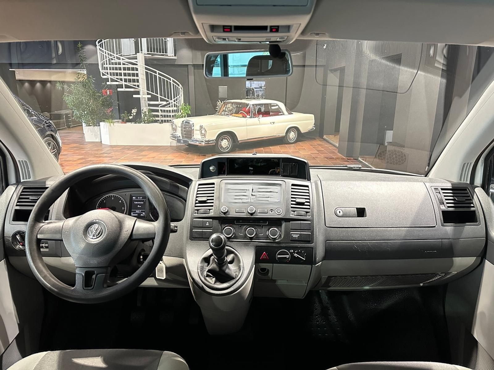 Volkswagen T5 4MOTION KURZ 9SITZER KLIMA STANDHZ BUNDESWEHR foto 19