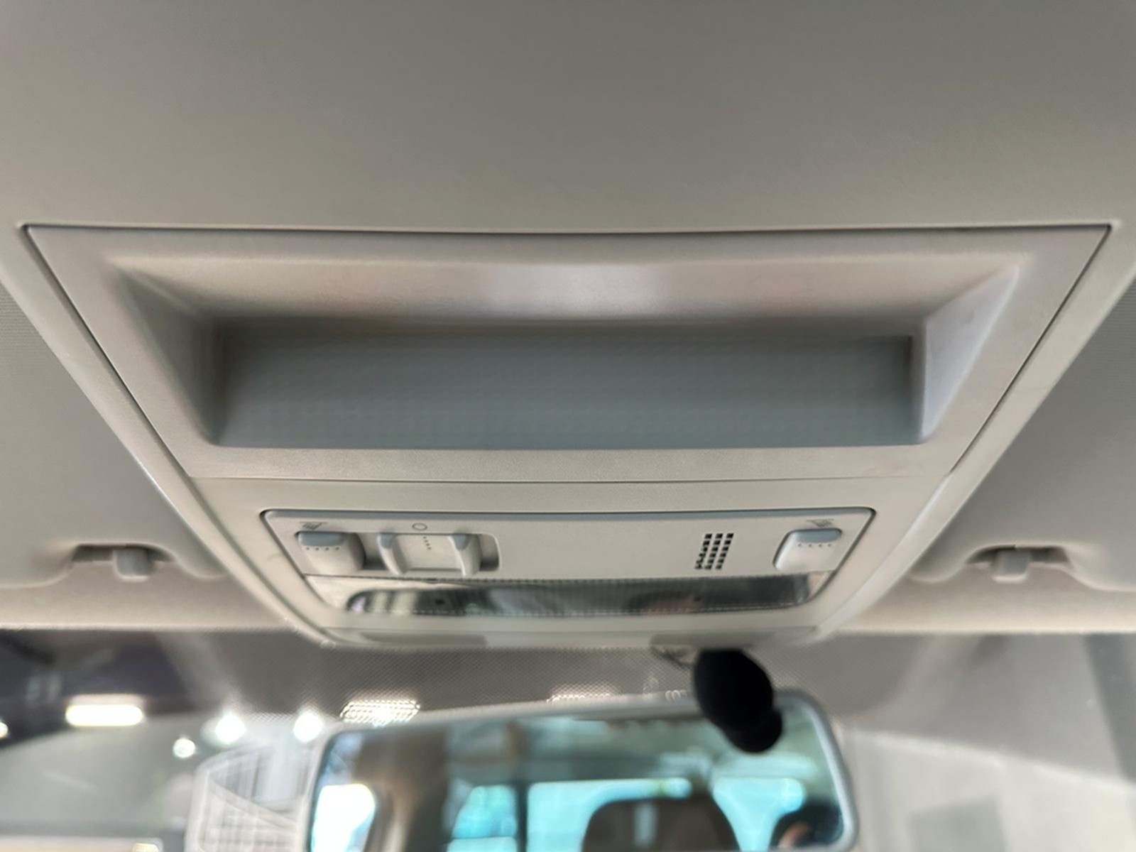 Volkswagen T5 4MOTION KURZ 9SITZER KLIMA STANDHZ BUNDESWEHR foto 24