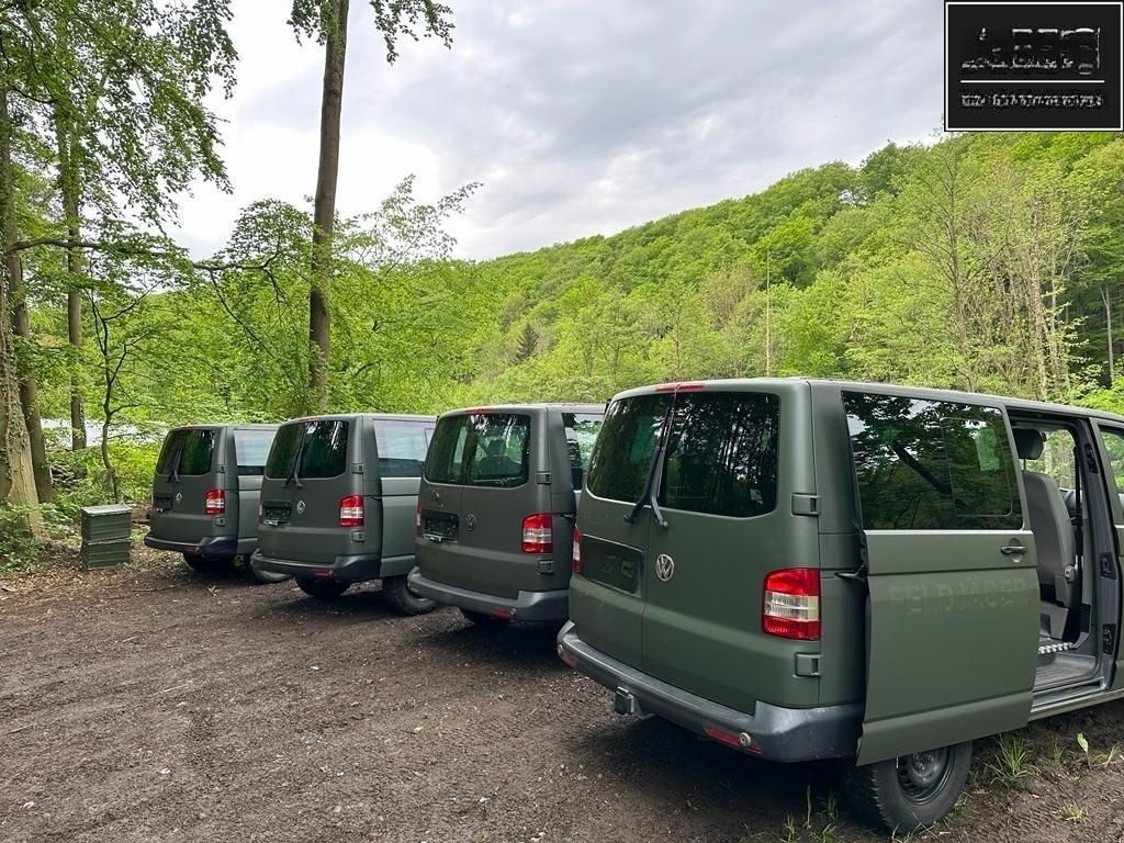 Volkswagen T5 4MOTION KURZ 9SITZER KLIMA STANDHZ BUNDESWEHR foto 39