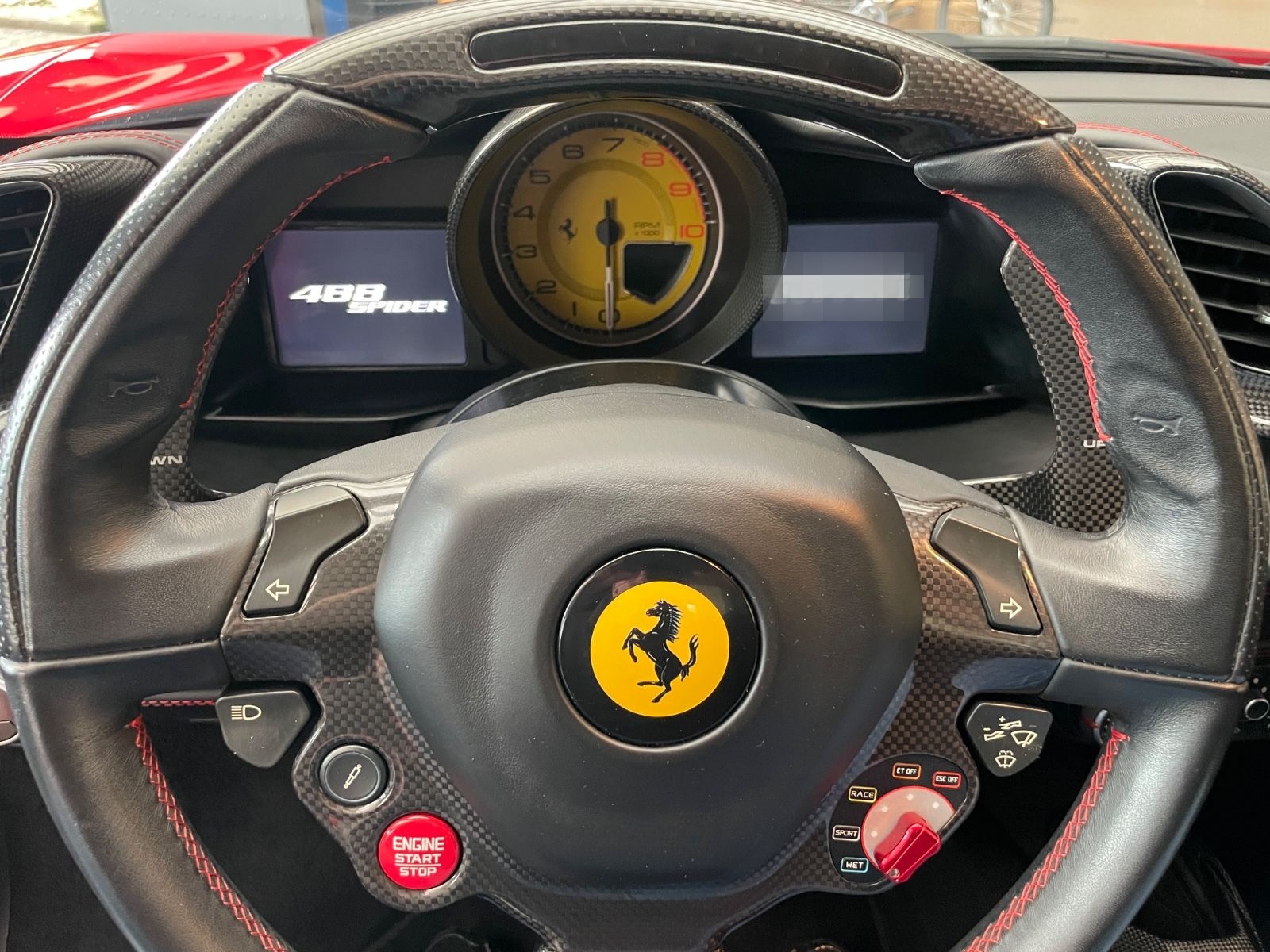 Ferrari 488 Spider Racing-Seats /  Carbon / Titan foto 17