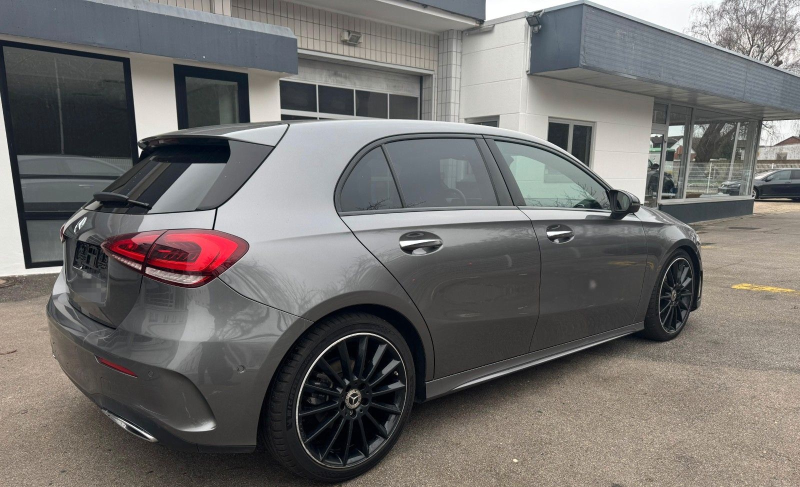 Mercedes-Benz A 200 d AMG-LINE/NIGHT/PANO/MEMORY/MATRIX/MBUX foto 7