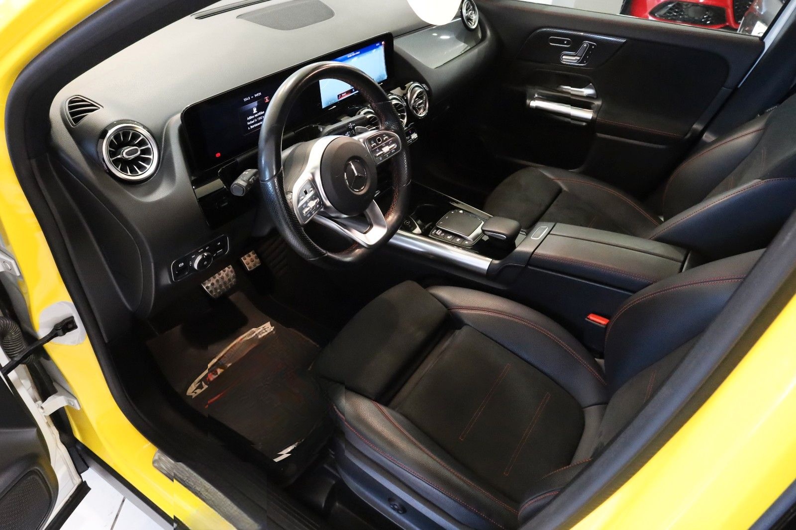 Mercedes-Benz GLA 220d 4Matic AMG-Line,LED,MBUX,Pano,RFK,ACC, foto 12