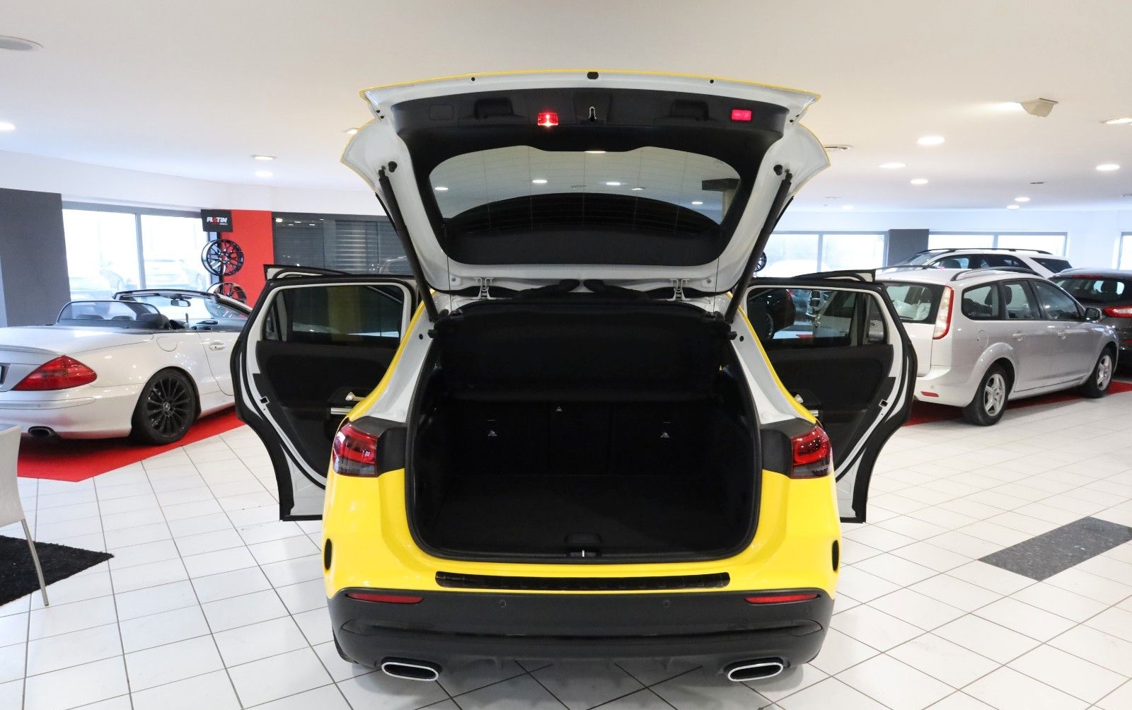 Mercedes-Benz GLA 220d 4Matic AMG-Line,LED,MBUX,Pano,RFK,ACC, foto 18