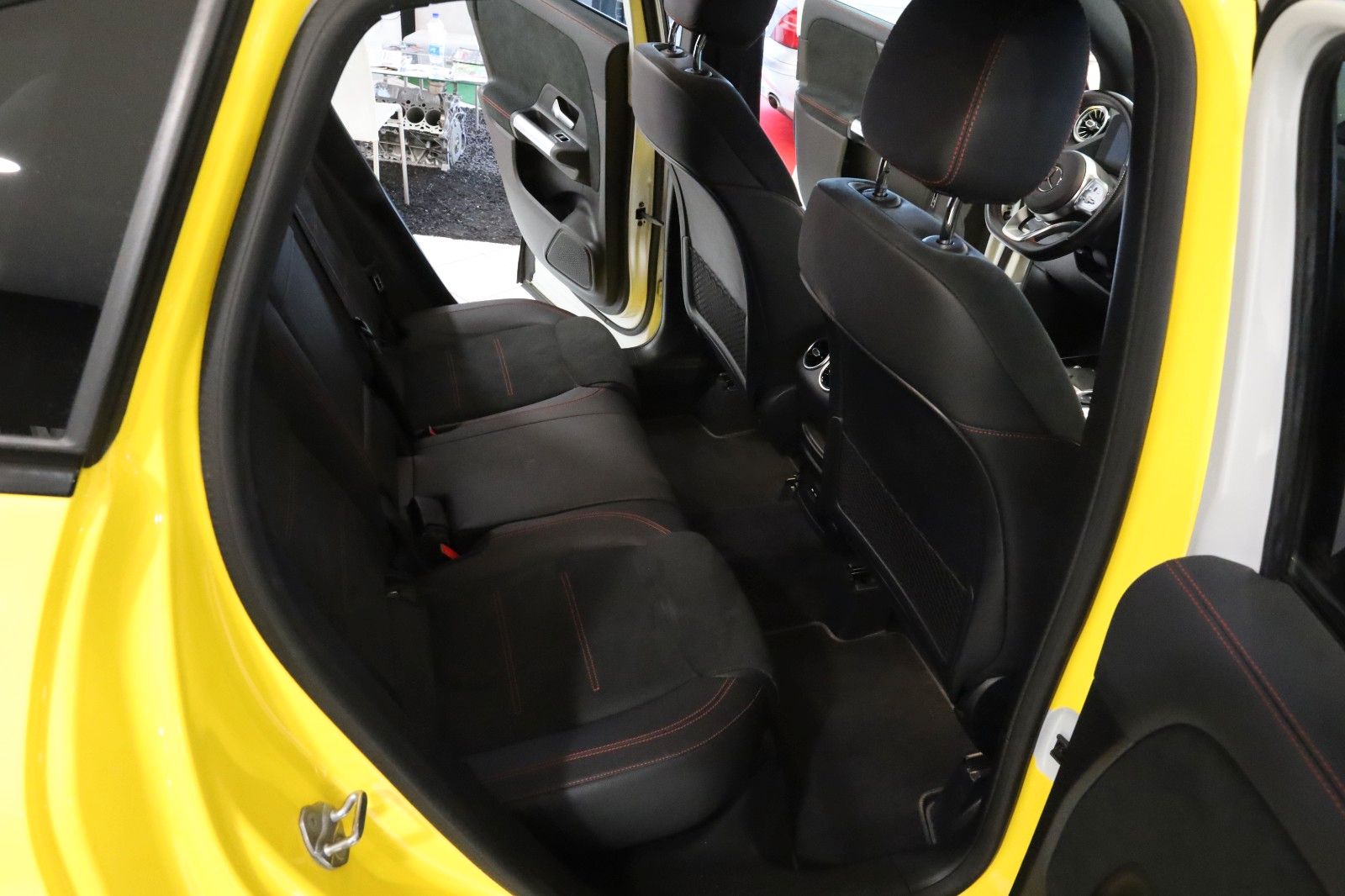 Mercedes-Benz GLA 220d 4Matic AMG-Line,LED,MBUX,Pano,RFK,ACC, foto 20