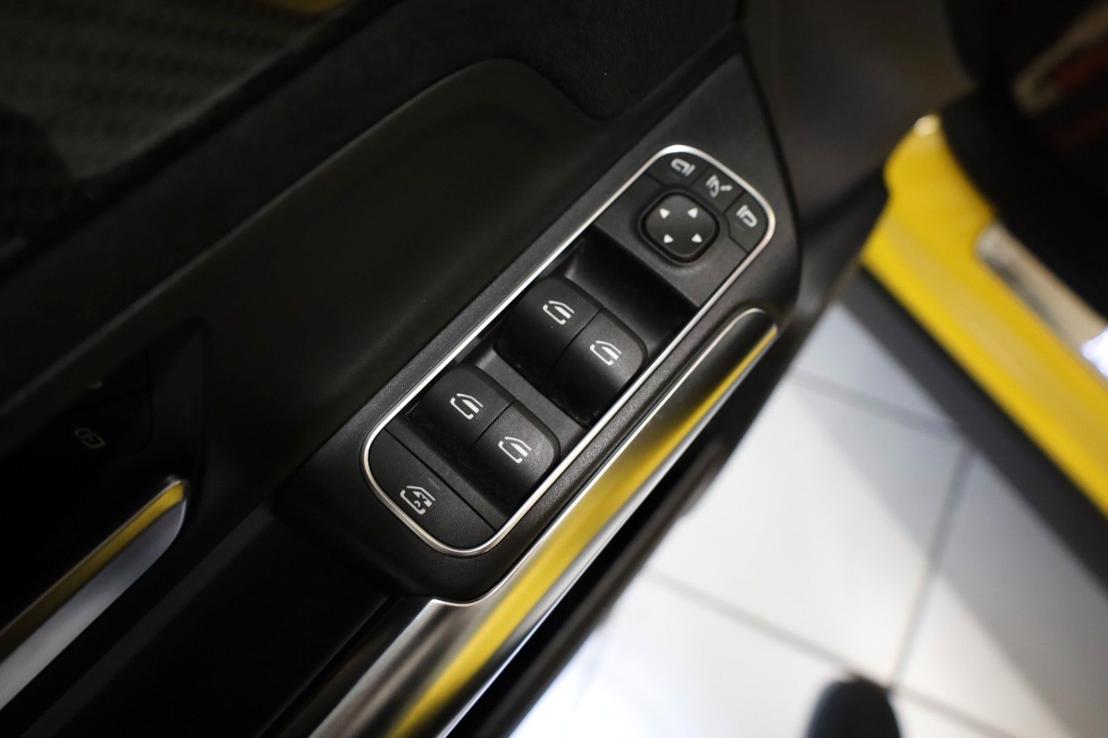 Mercedes-Benz GLA 220d 4Matic AMG-Line,LED,MBUX,Pano,RFK,ACC, foto 23