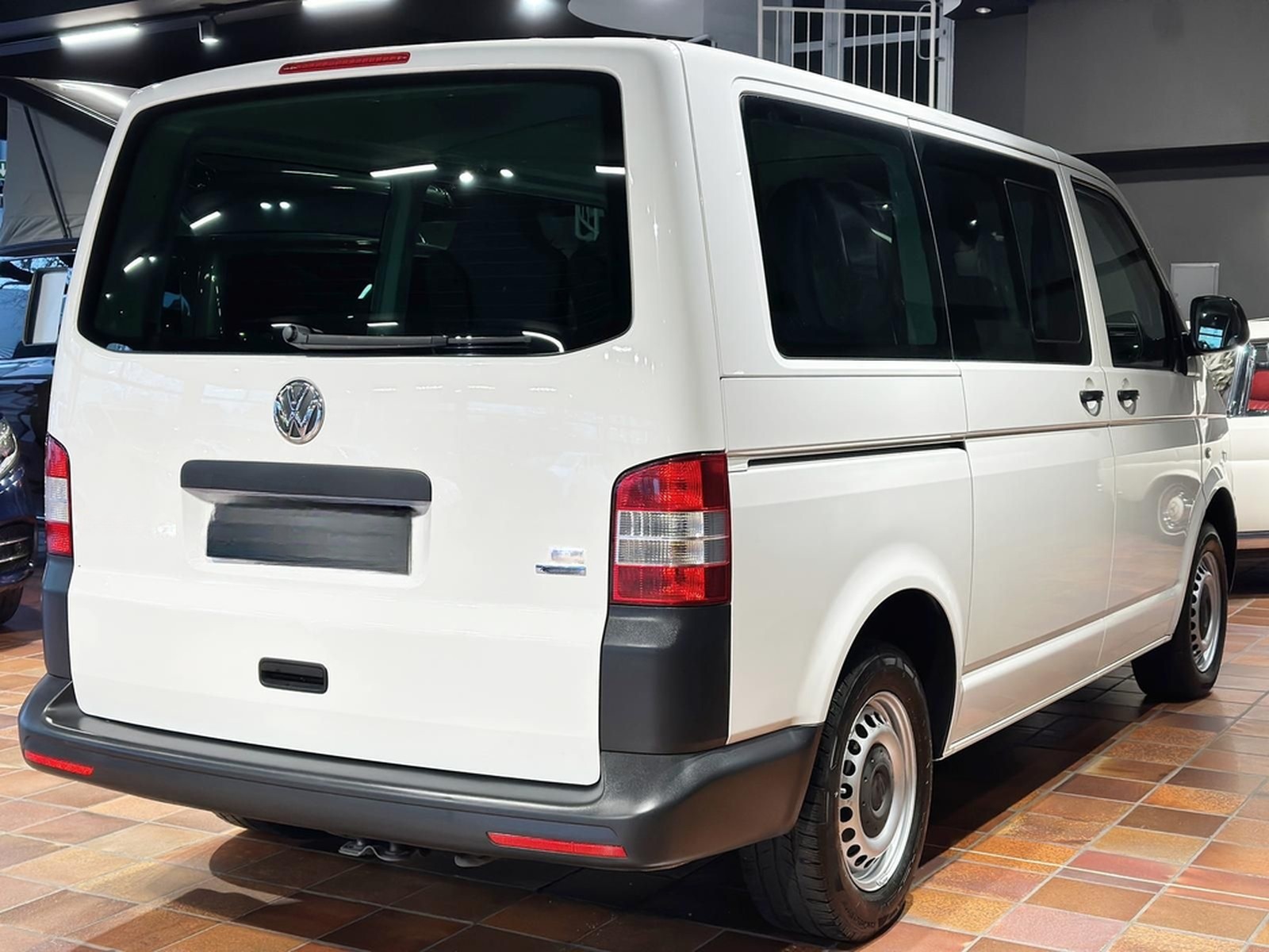 Volkswagen T5 4MOTION KURZ 9SITZER KLIMA STANDHZ BUNDESWEHR foto 13