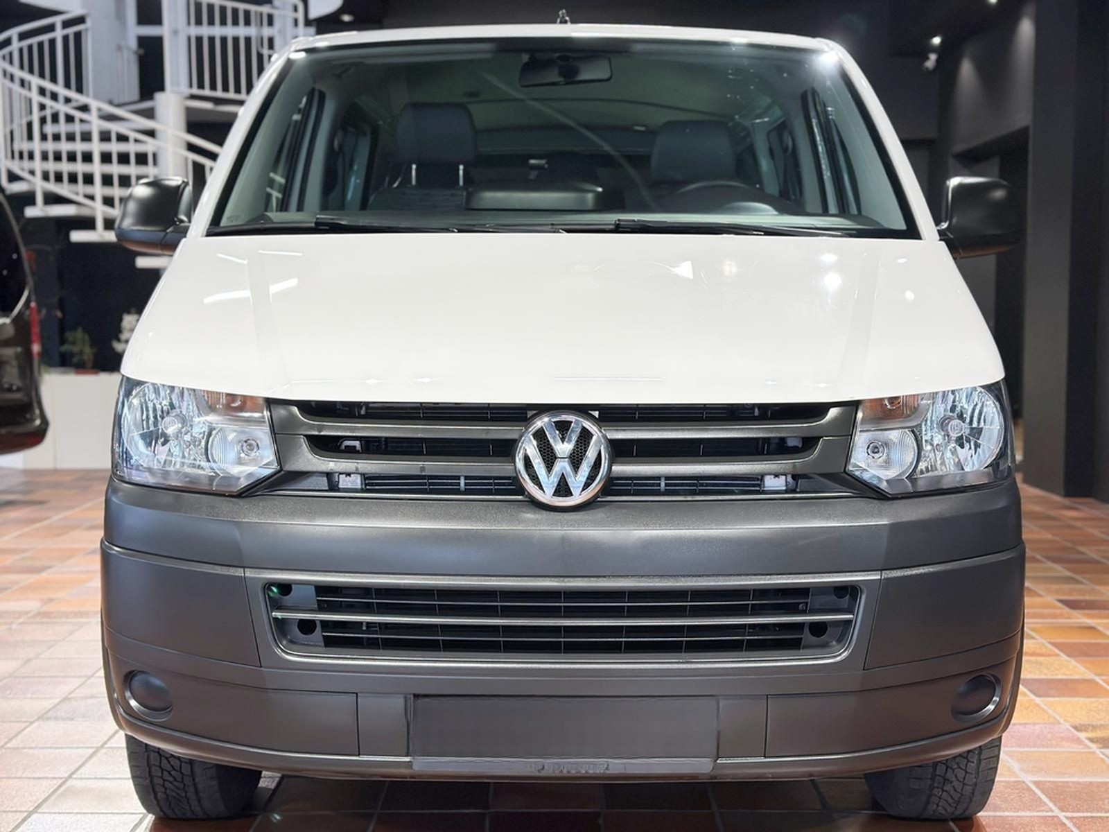 Volkswagen T5 4MOTION KURZ 9SITZER KLIMA STANDHZ BUNDESWEHR foto 18