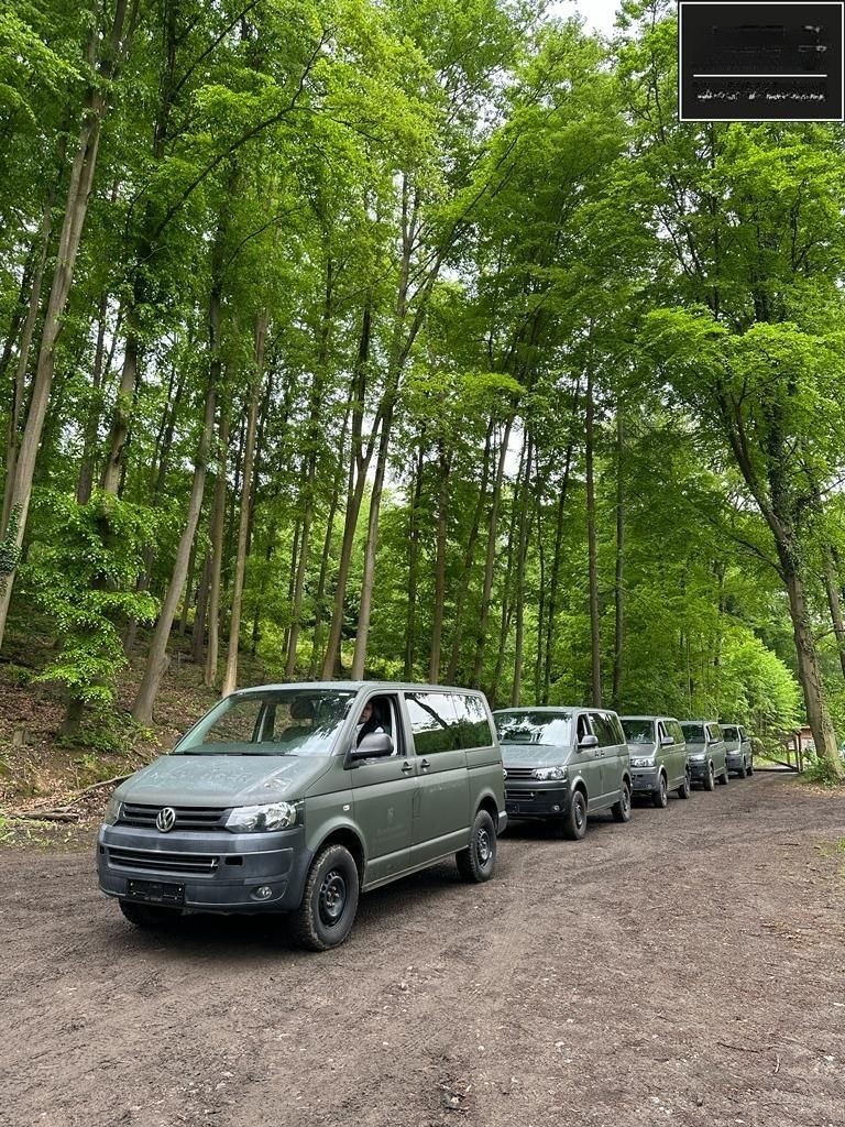 Volkswagen T5 4MOTION KURZ 9SITZER KLIMA STANDHZ BUNDESWEHR foto 44