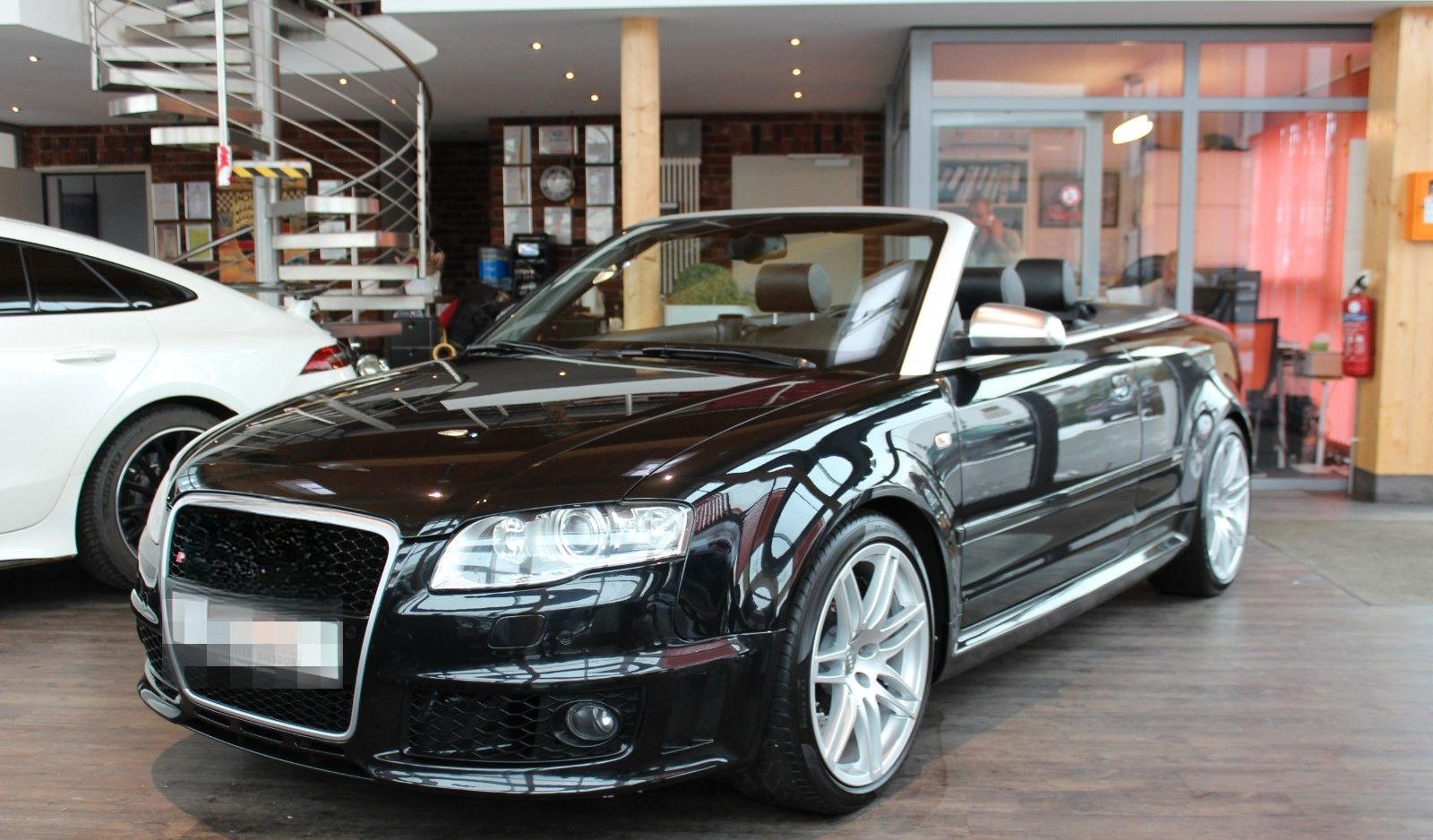 Audi RS4 Cabrio 4.2 V8 qu. Carbon BOSE 280 km/h BRD foto 2