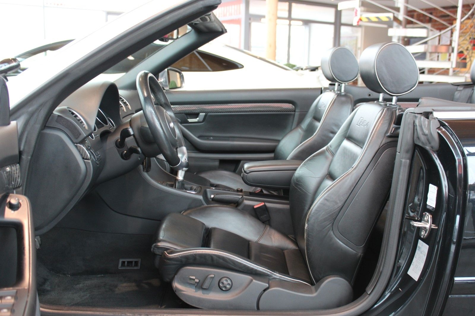 Audi RS4 Cabrio 4.2 V8 qu. Carbon BOSE 280 km/h BRD foto 12