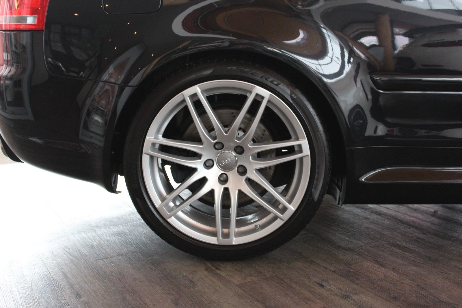 Audi RS4 Cabrio 4.2 V8 qu. Carbon BOSE 280 km/h BRD foto 25