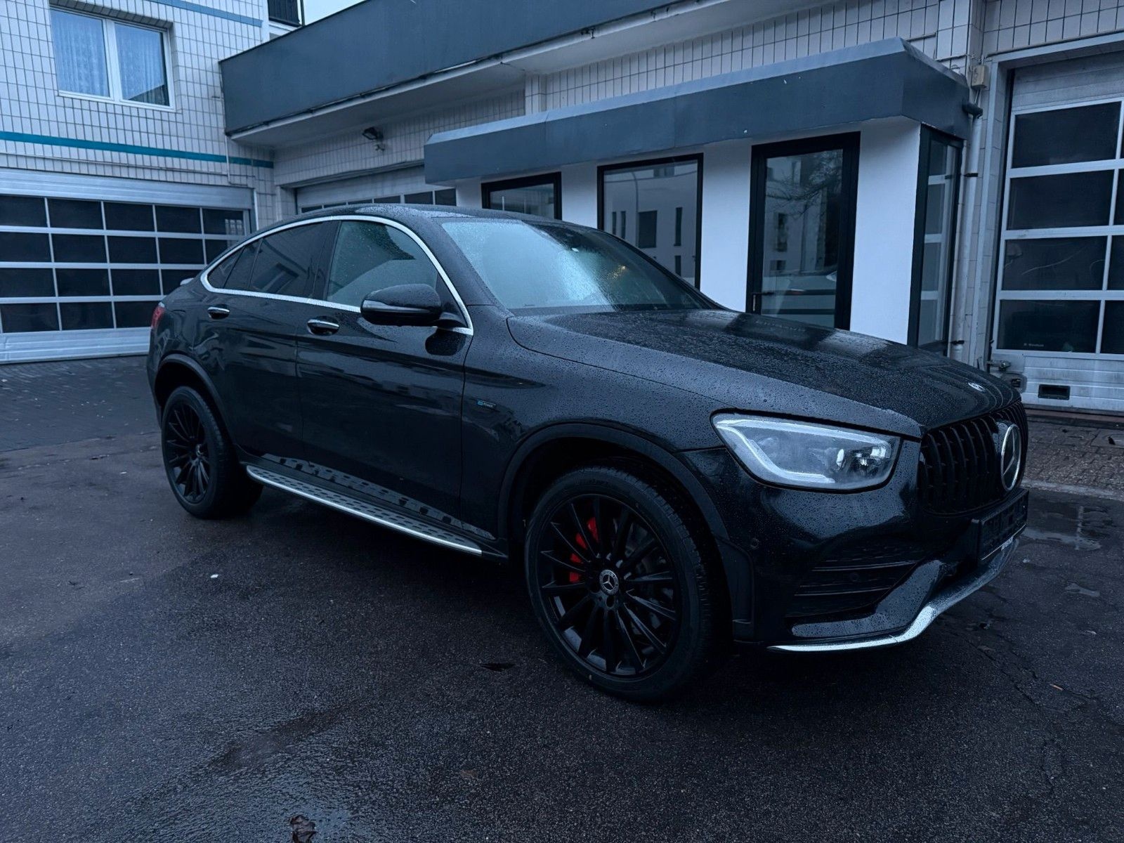 Mercedes-Benz GLC 300 de Coupe AMG-LINE/HEAD-UP/MEMORY/SHD/AMB foto 2