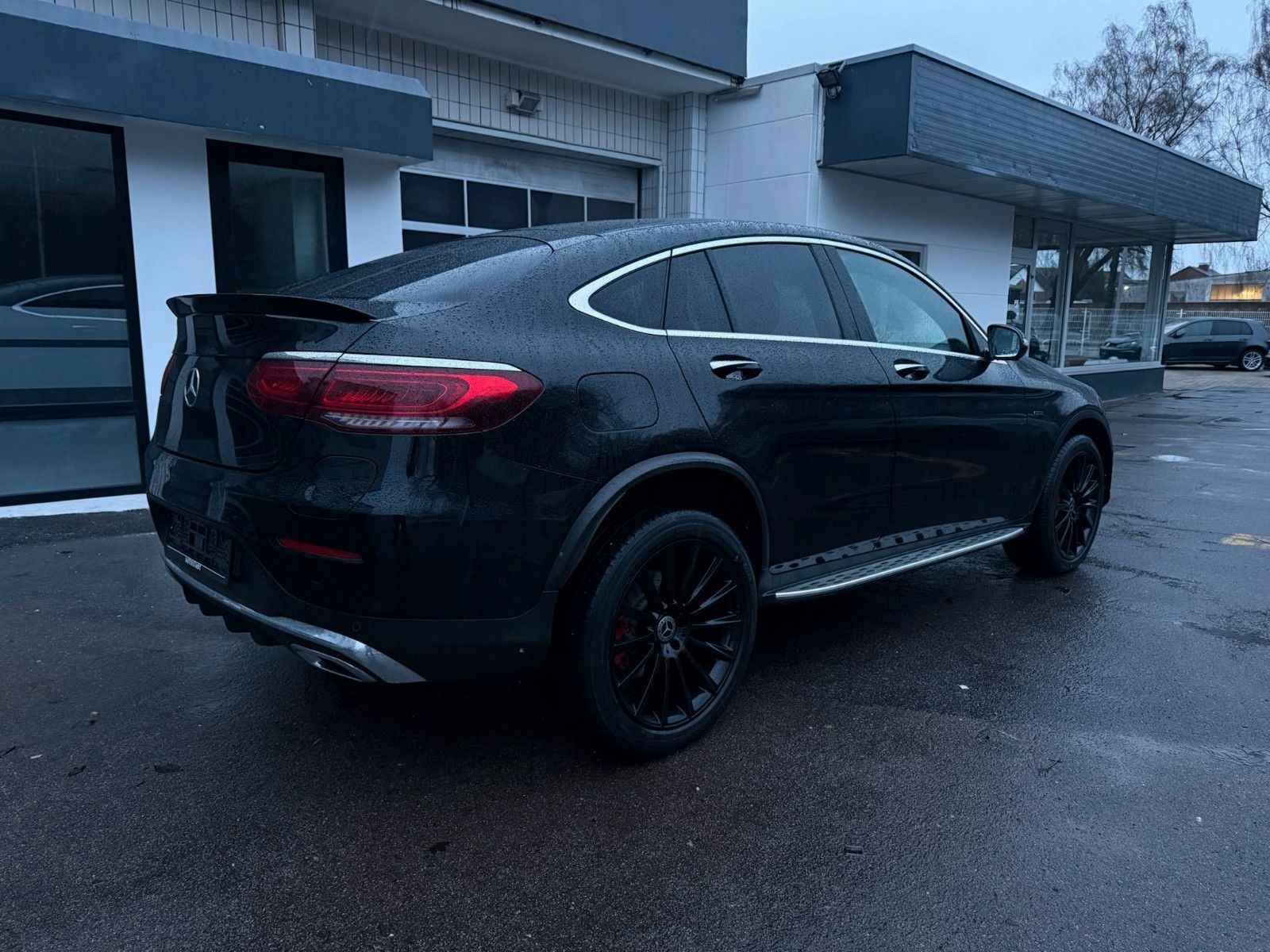 Mercedes-Benz GLC 300 de Coupe AMG-LINE/HEAD-UP/MEMORY/SHD/AMB foto 3