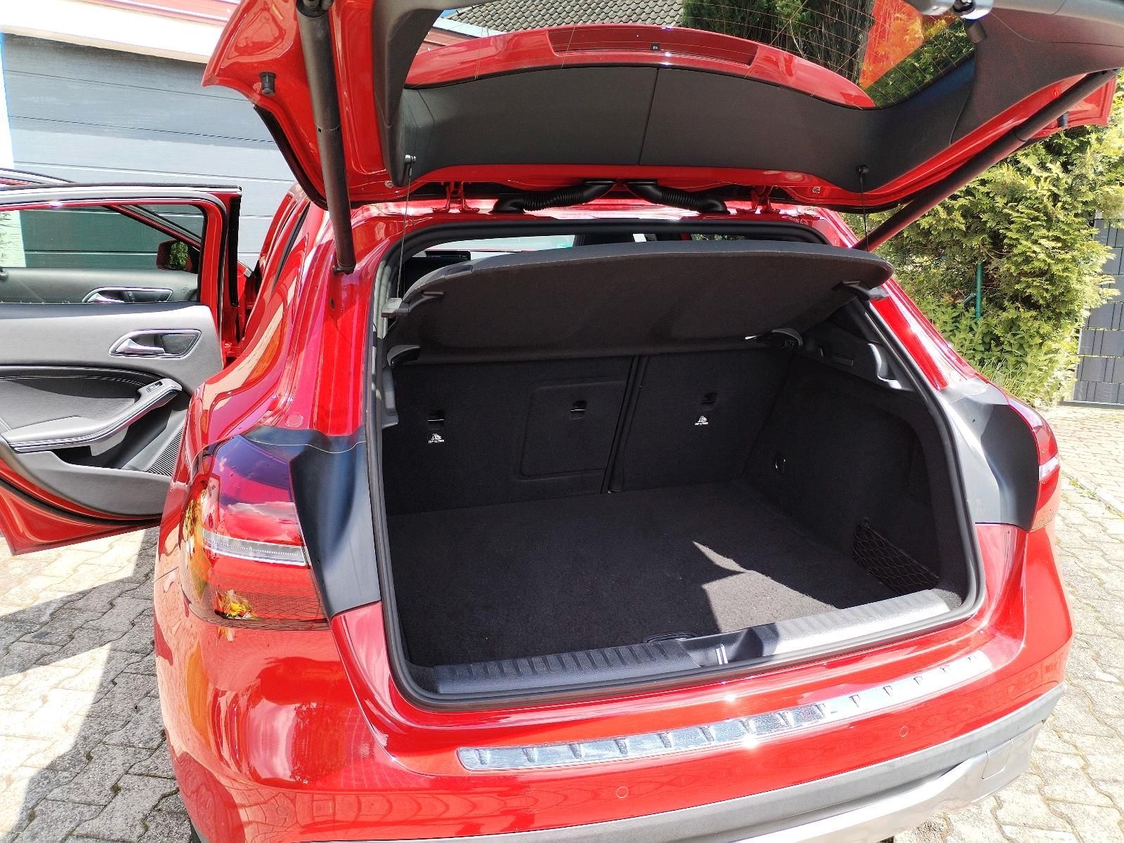 Mercedes-Benz MB GLA 180 Sport Urban foto 5