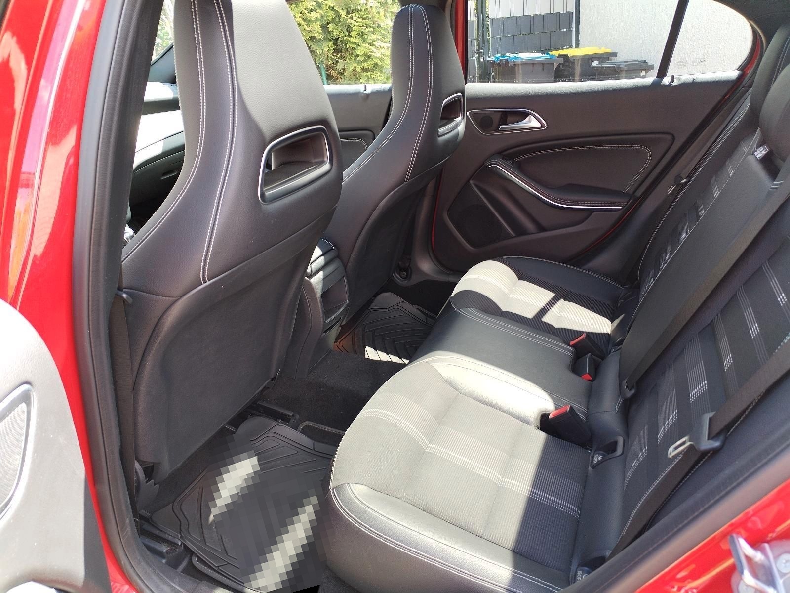 Mercedes-Benz MB GLA 180 Sport Urban foto 7