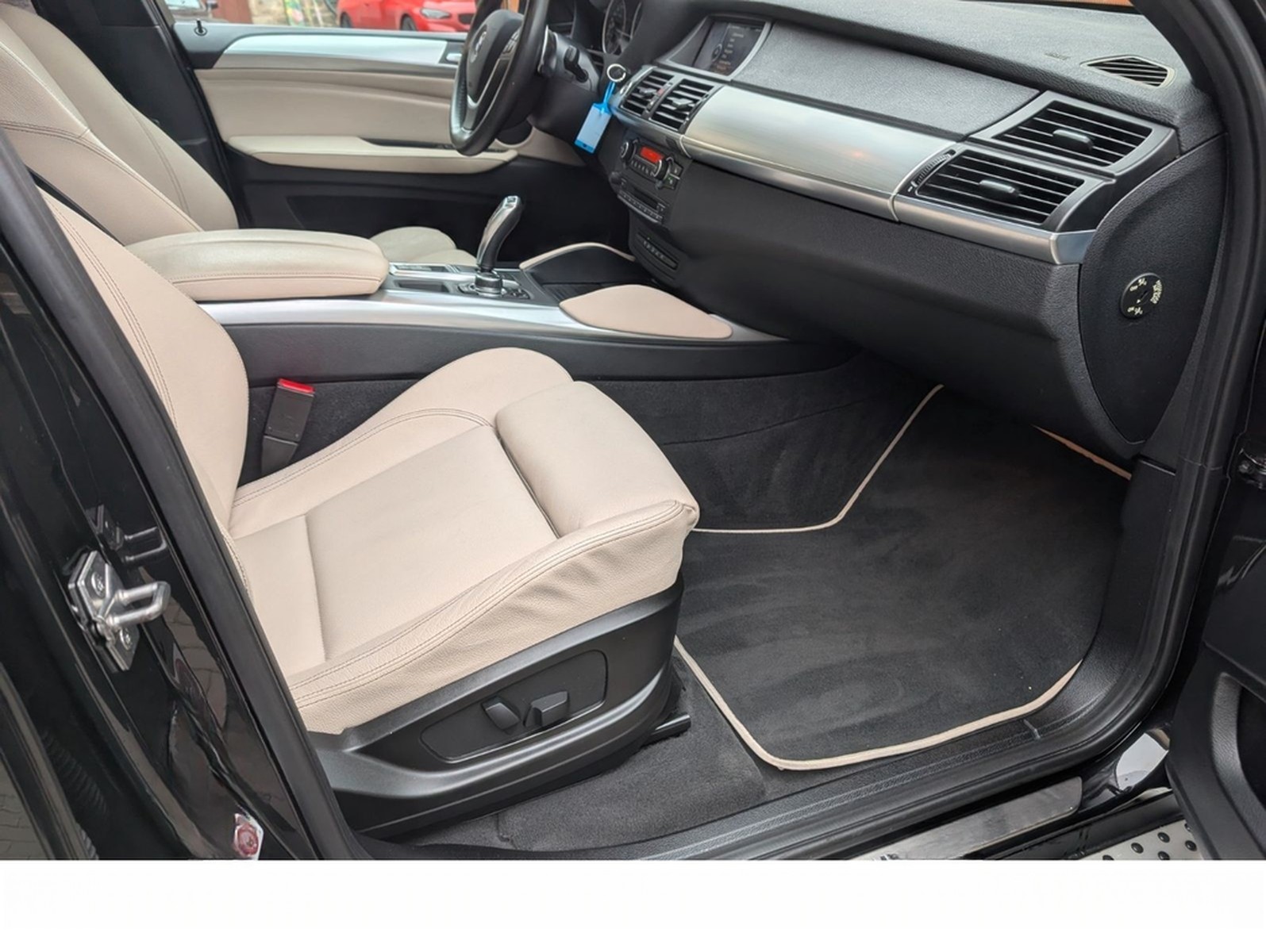 BMW X6 xDrive40d,MSport,Kamera,el.Glasd.,ad.Kurvenl. foto 34