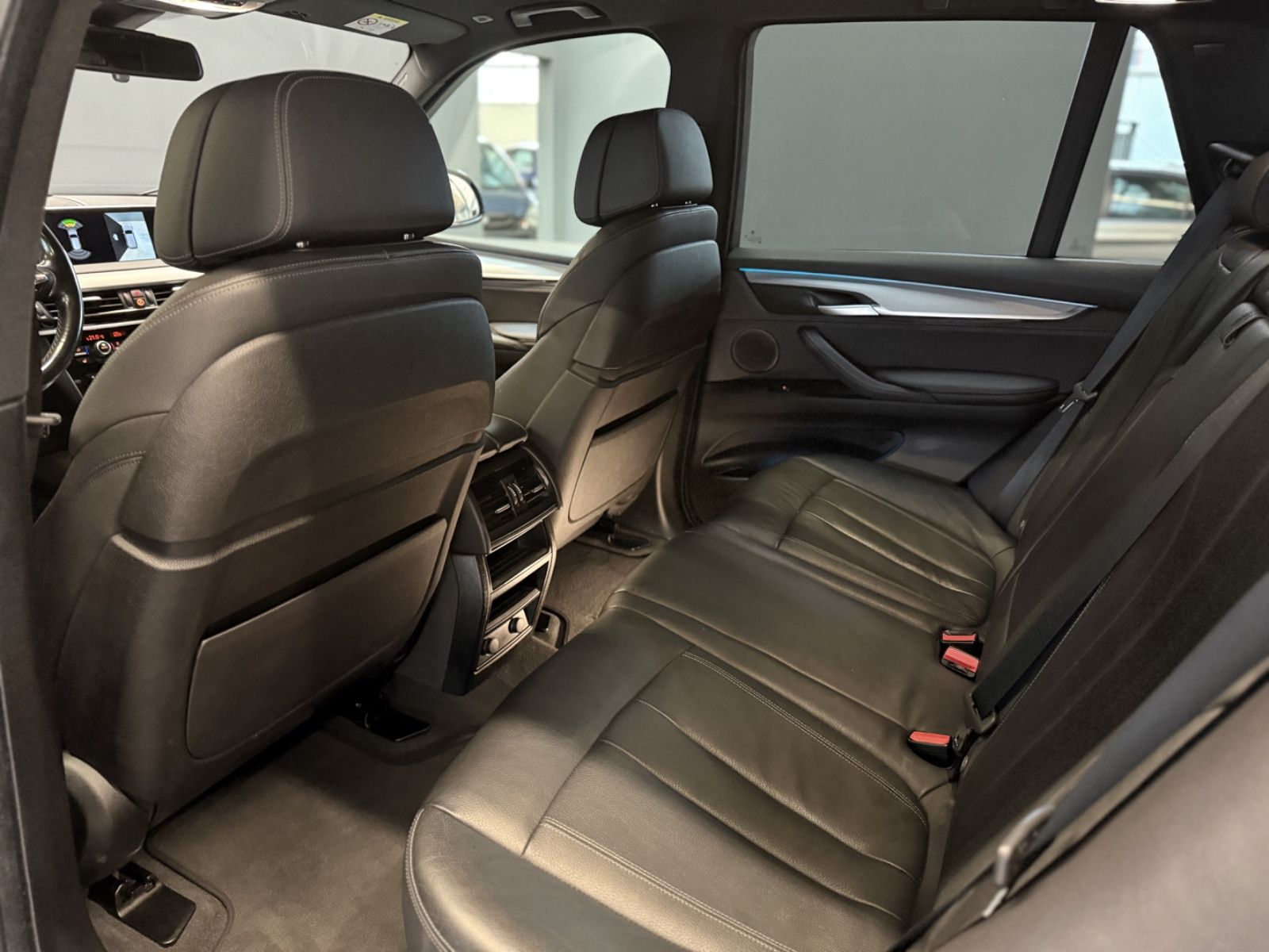 BMW X5 xDrive 30d LED/MPaket/HiFi/AHK/Kamera/HeadUp foto 12