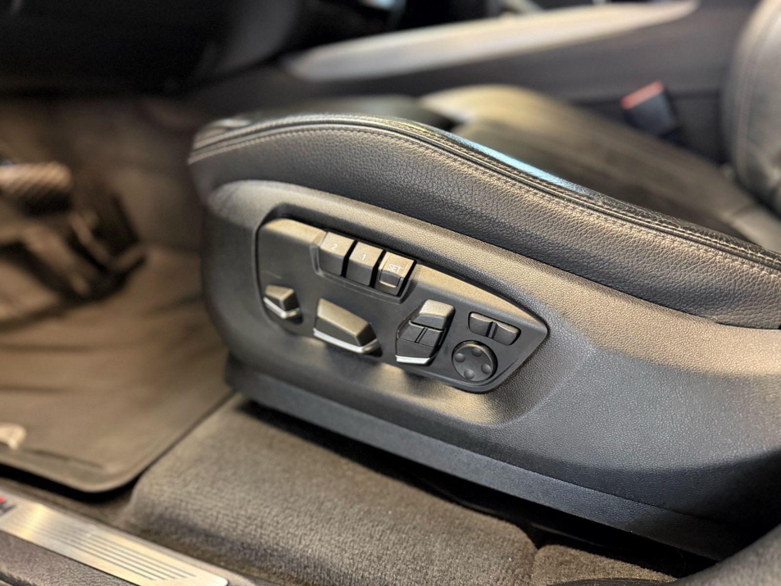 BMW X5 xDrive 30d LED/MPaket/HiFi/AHK/Kamera/HeadUp foto 19