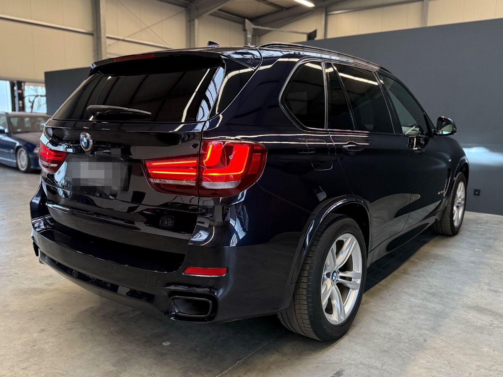 BMW X5 xDrive 30d LED/MPaket/HiFi/AHK/Kamera/HeadUp foto 5