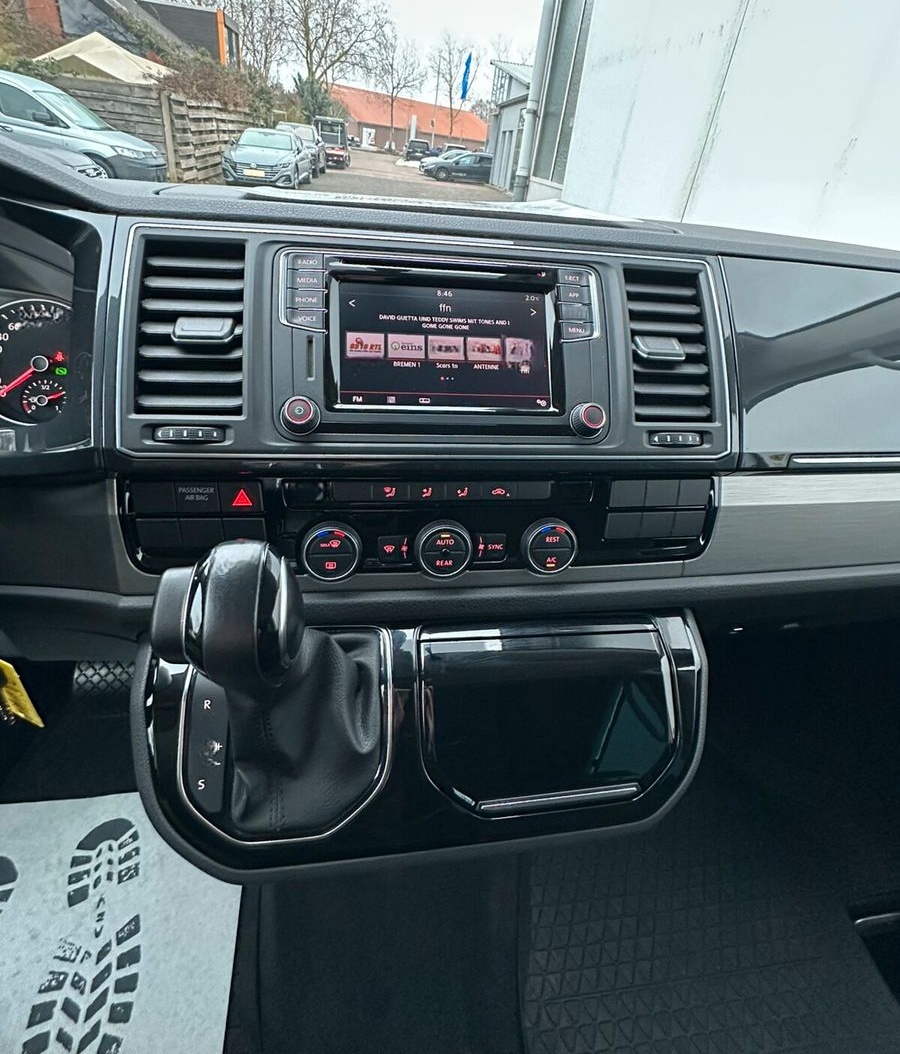 Volkswagen T6 2.0 TDI Multivan Comfortline Autom./Klima/BC foto 10