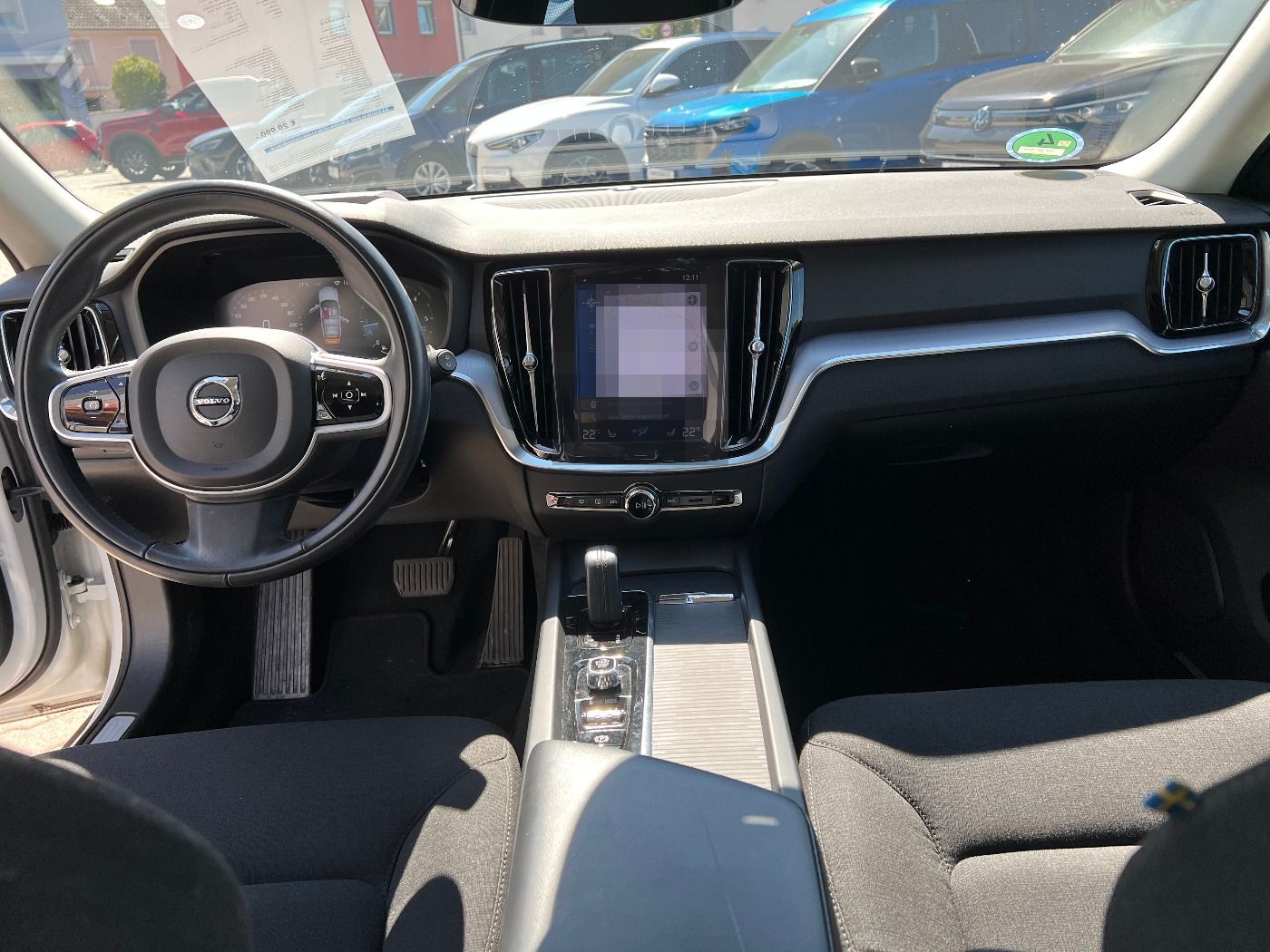 Volvo V60 Kombi B4 Momentum Pro *LED Navi ACC Leder* foto 18