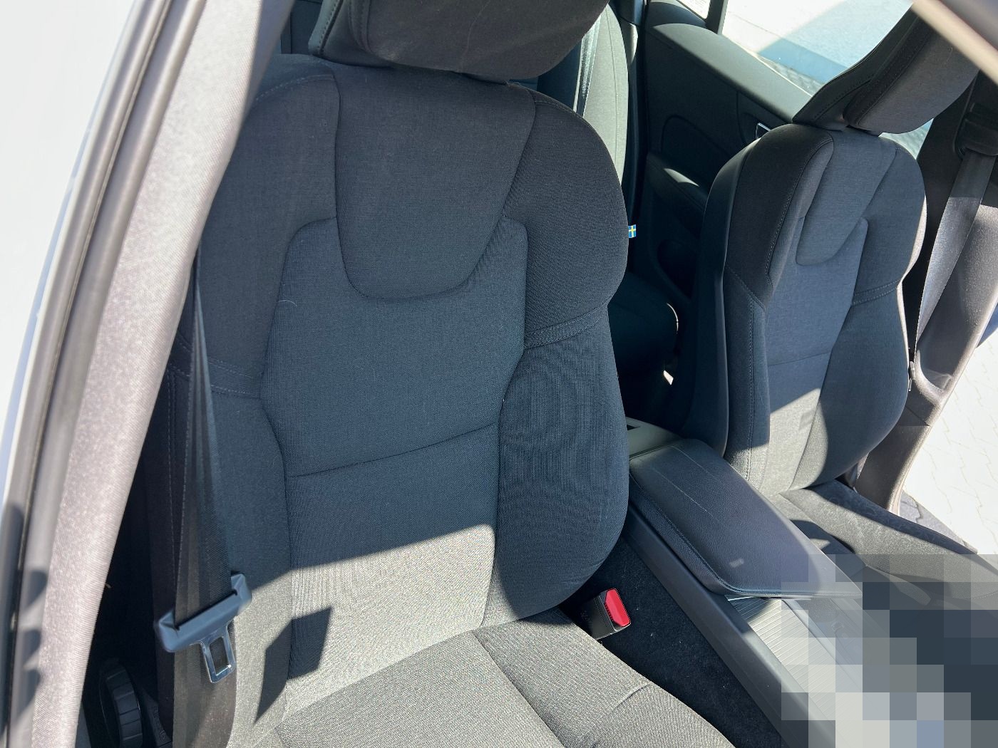 Volvo V60 Kombi B4 Momentum Pro *LED Navi ACC Leder* foto 22