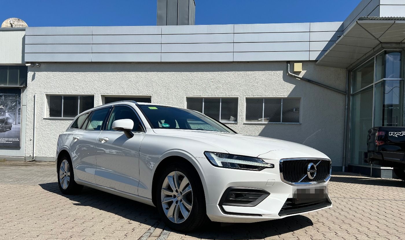 Volvo V60 Kombi B4 Momentum Pro *LED Navi ACC Leder* foto 5