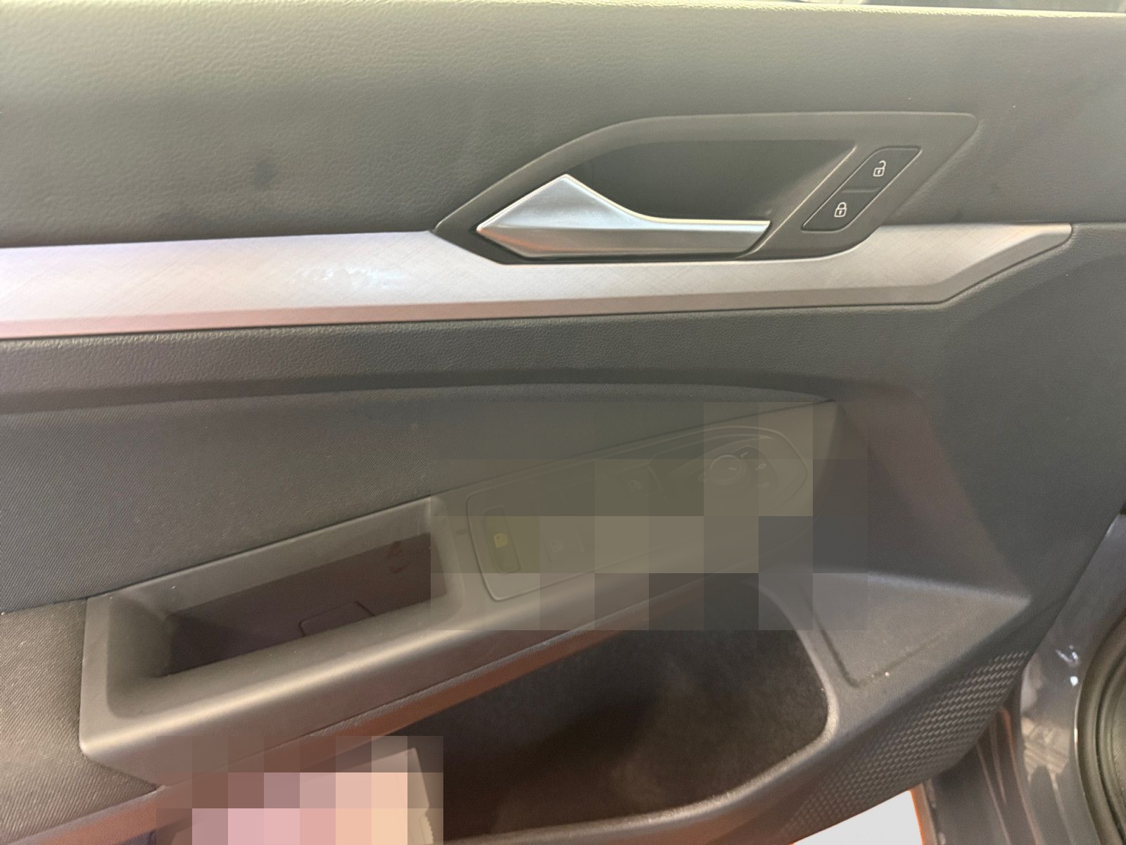 Volkswagen Golf Variant 1.0eTSI DSG Life LED AHK Navi CAM foto 14