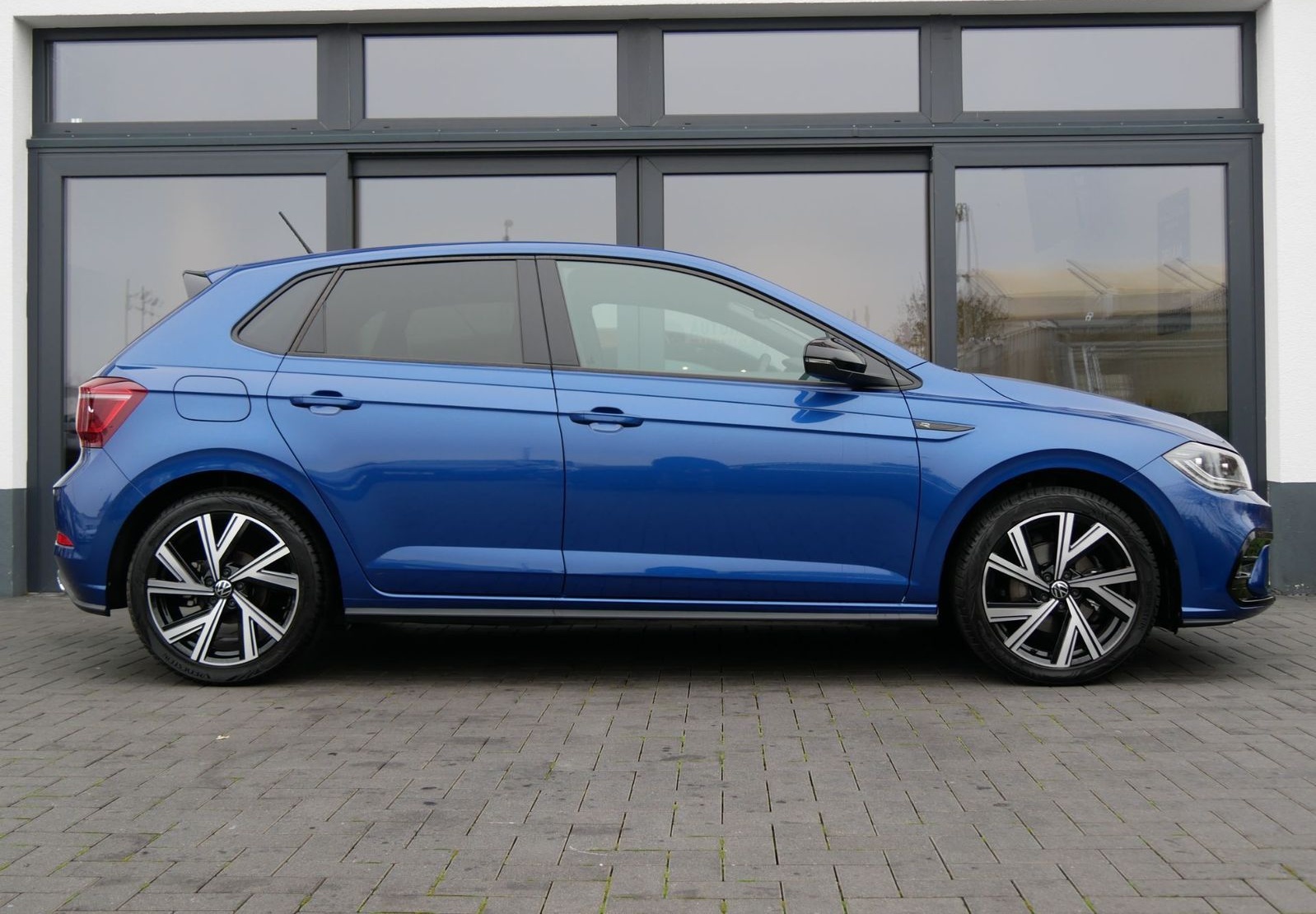 Volkswagen Polo 1.0 TSI R-Line NAVI R-KAMERA  foto 6