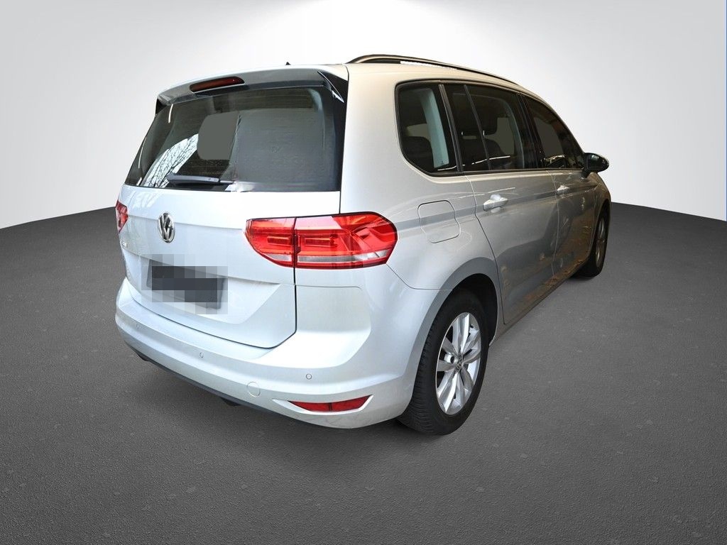 Volkswagen Touran 1.5 TSI Comfortline AHK PDC foto 2