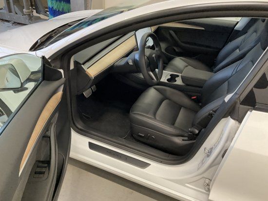 Tesla Model 3 RWD Lim4  60 kWh, 239 KW, Standard Range foto 11