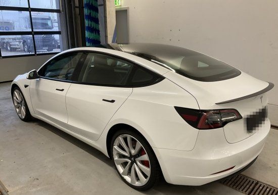 Tesla Model 3 RWD Lim4  60 kWh, 239 KW, Standard Range foto 3