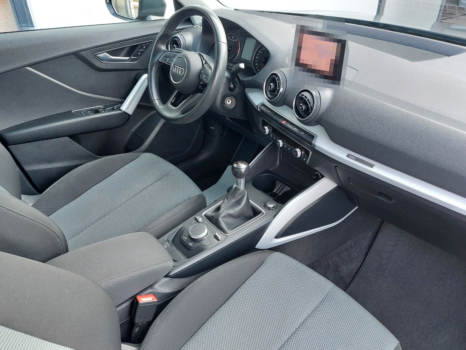 Audi Q2 30 TFSI design  AHK/NAVI/LED/S-LINE foto 16