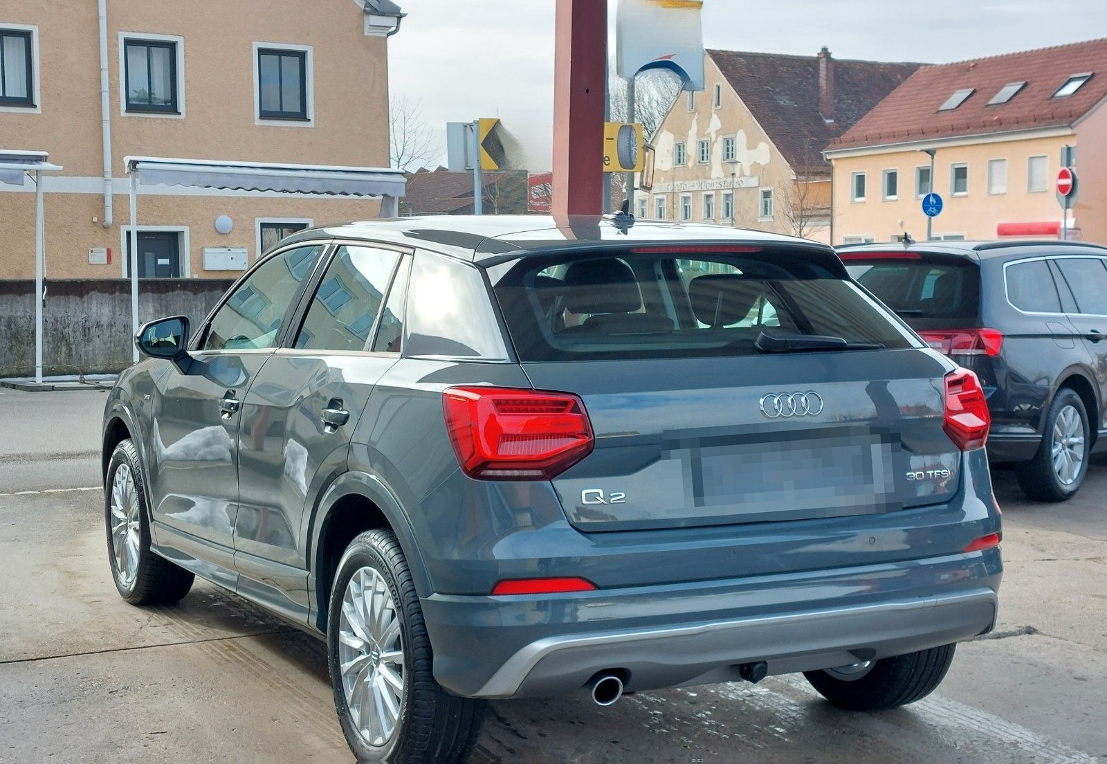Audi Q2 30 TFSI design  AHK/NAVI/LED/S-LINE foto 7